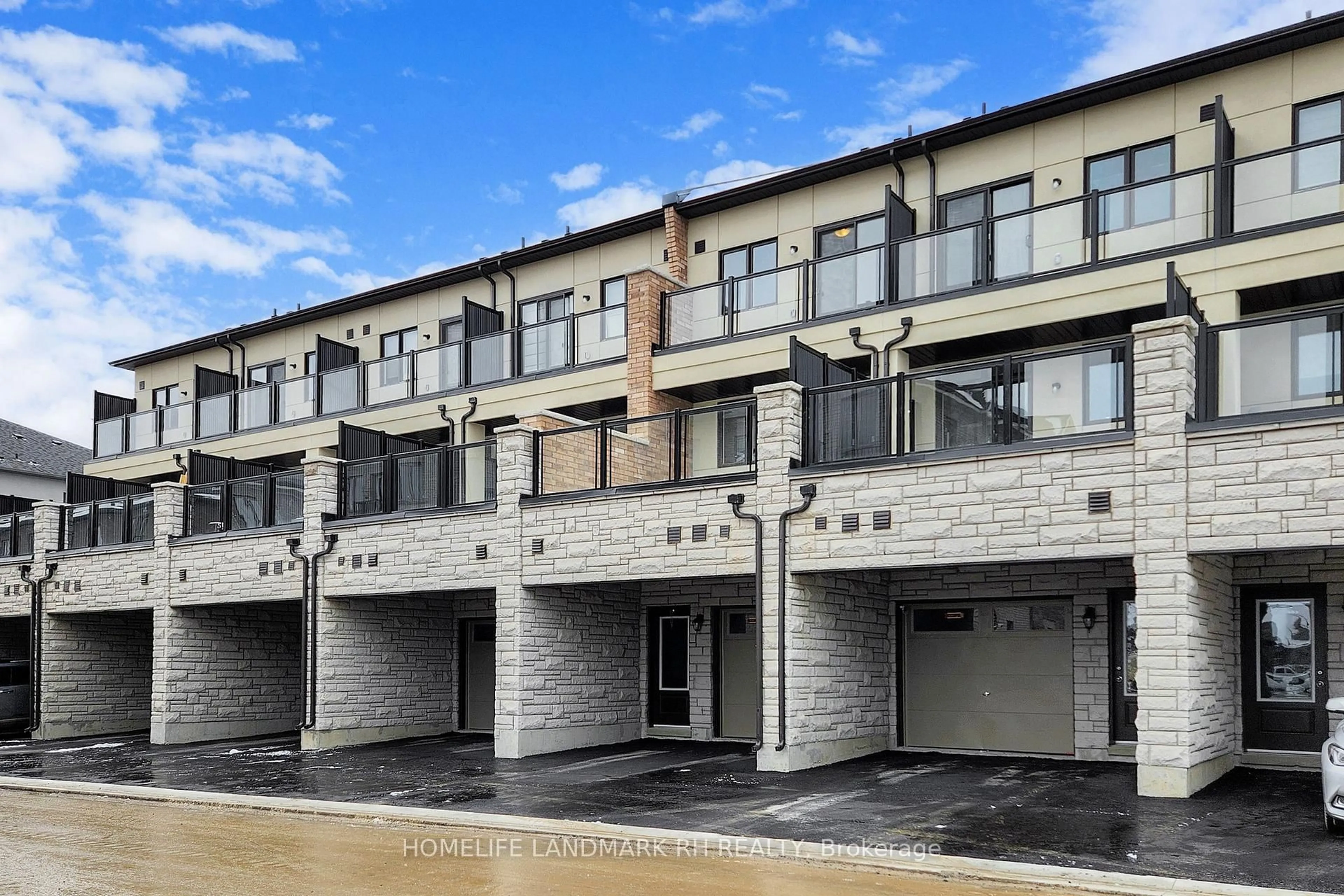 Unknown for 163 Berczy Green Dr, Markham Ontario L6C 3P5