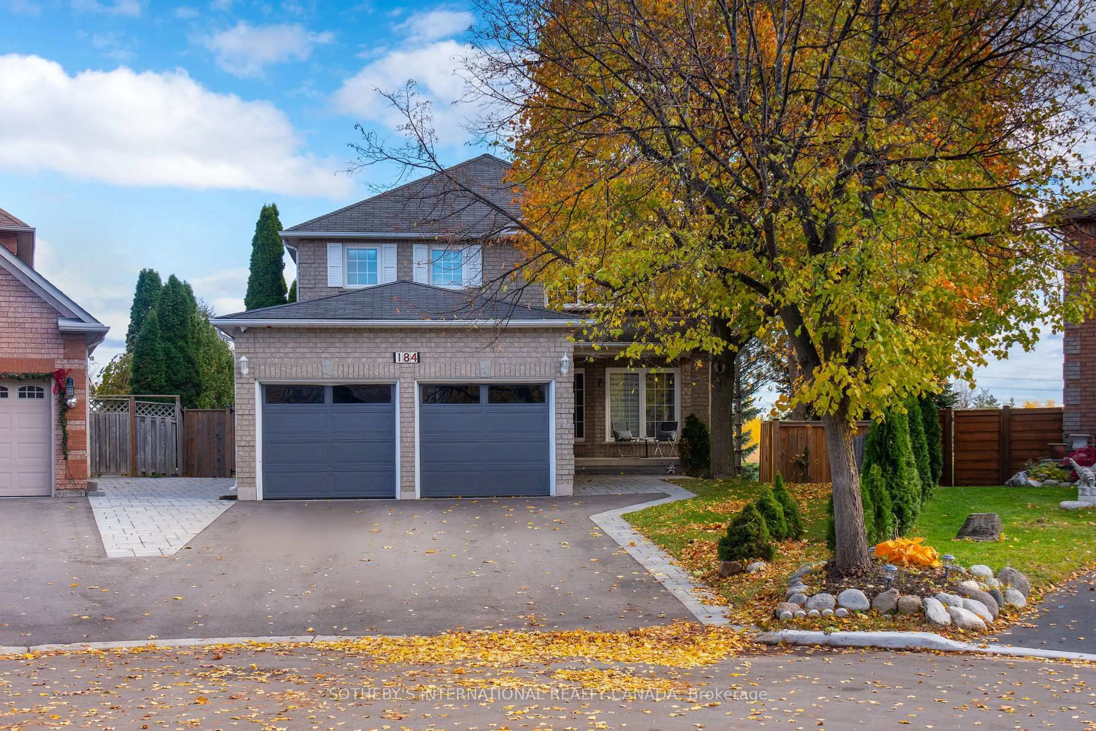 Home with brick exterior material, street for 184 Veneto Dr, Vaughan Ontario L4L 8X6