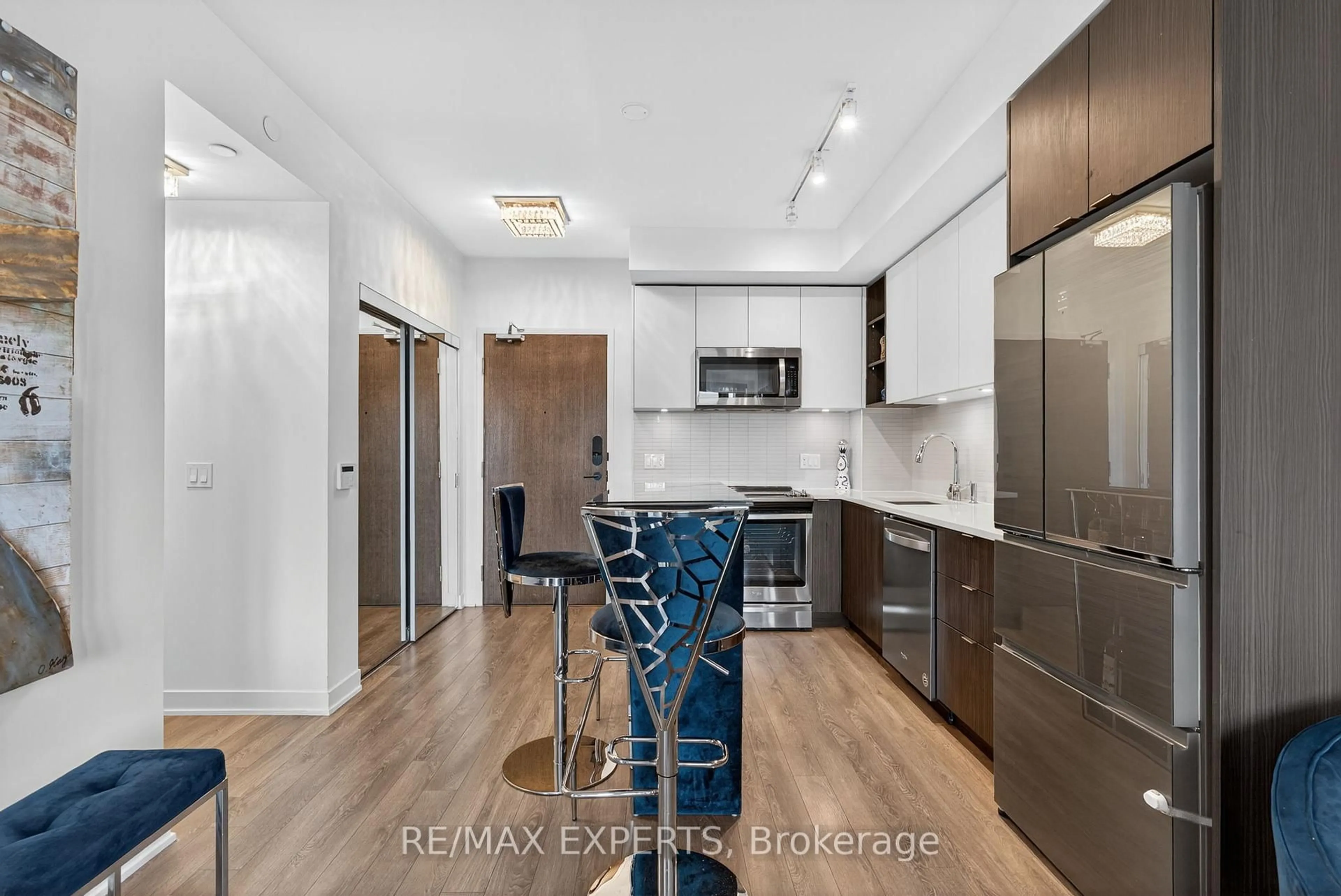 Open concept kitchen, unknown for 100 Eagle Rock Way #831, Vaughan Ontario L6A 5B9