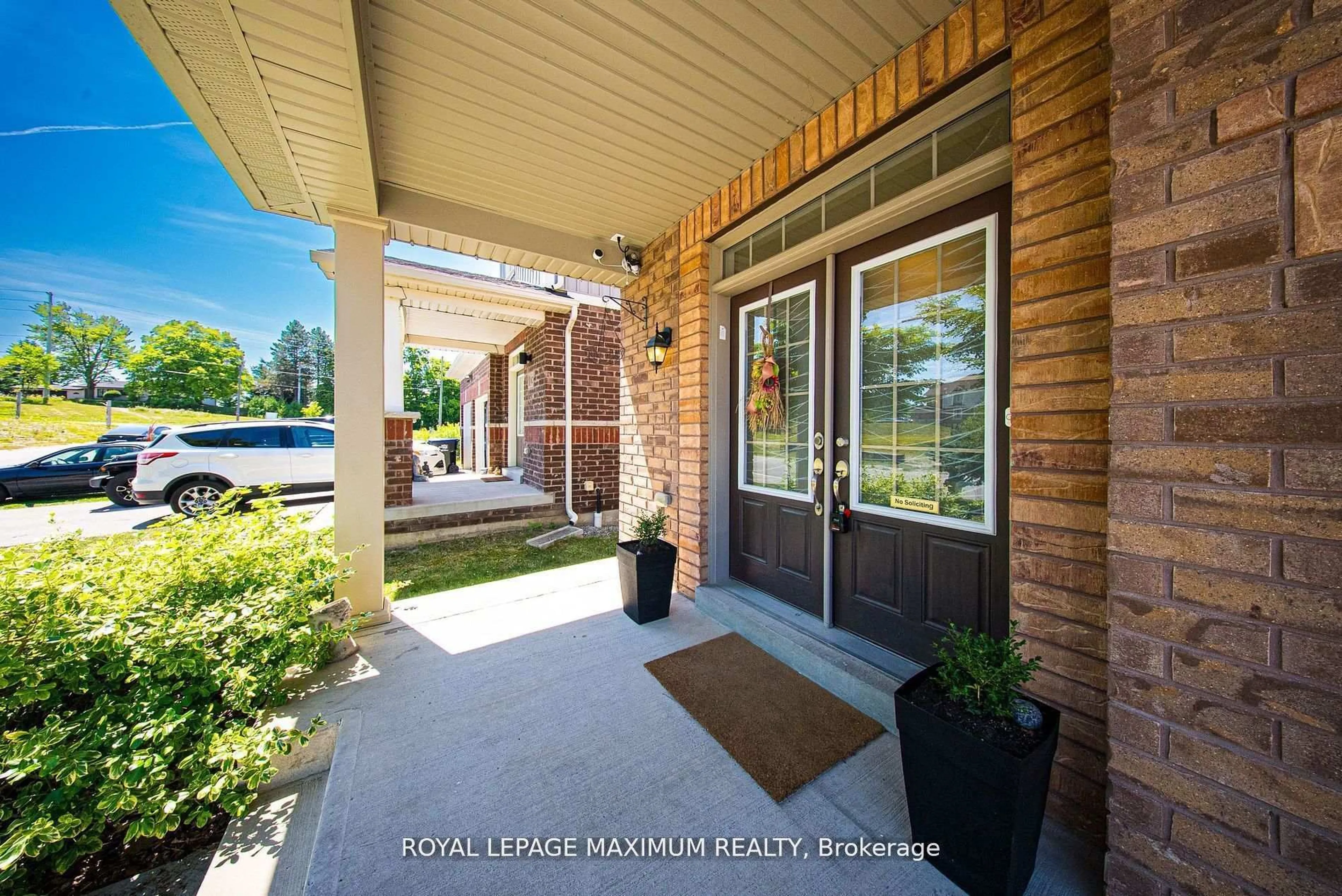 Unknown for 80 Cauthers Cres, New Tecumseth Ontario L9R 0L2