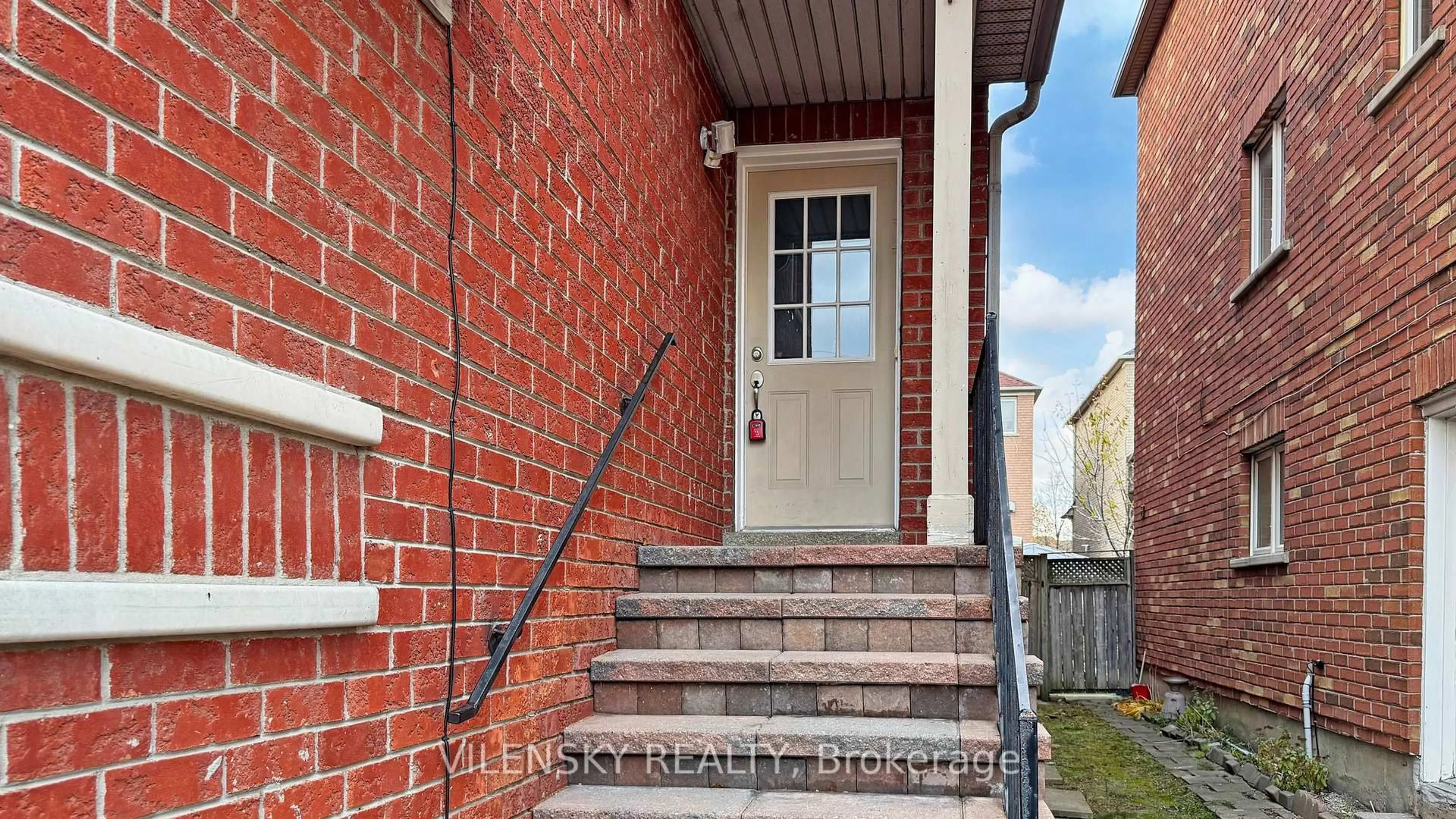 Home with brick exterior material, street for 177 Sassafras Circ, Vaughan Ontario L4J 8M6