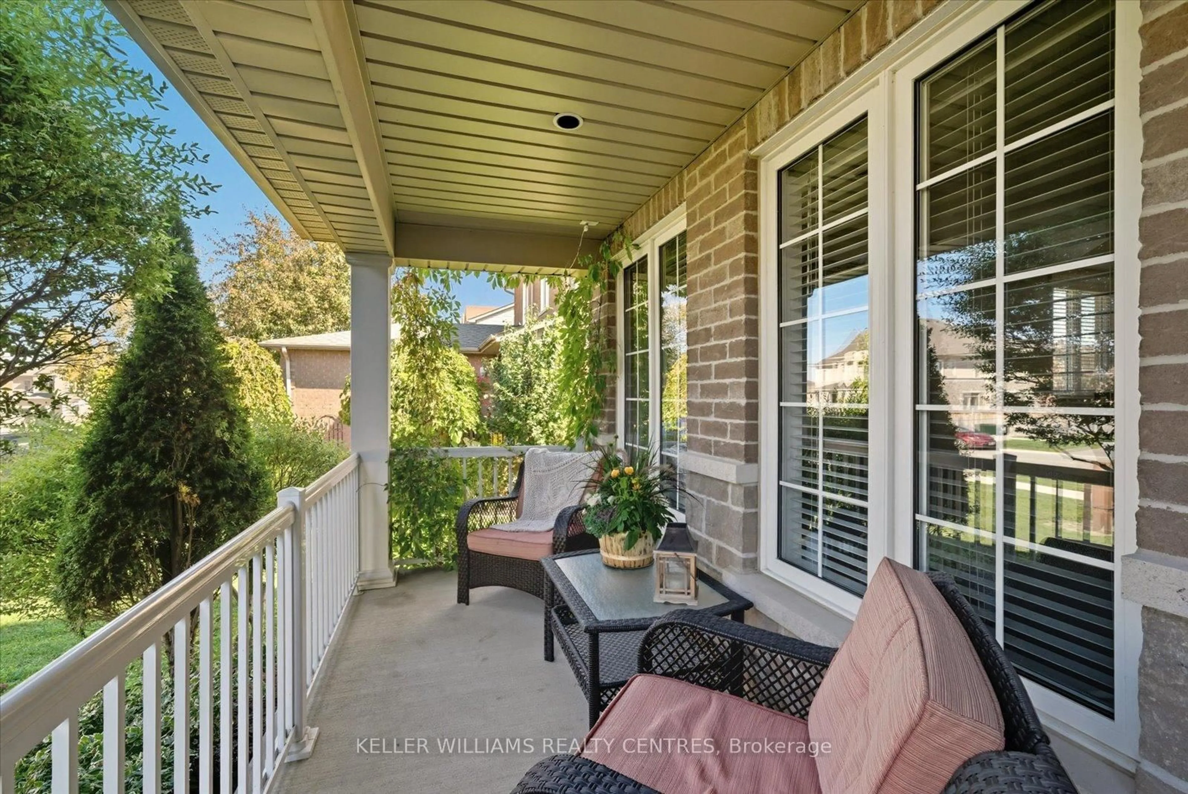 Patio, street for 99 Church St, Georgina Ontario L4P 1J4