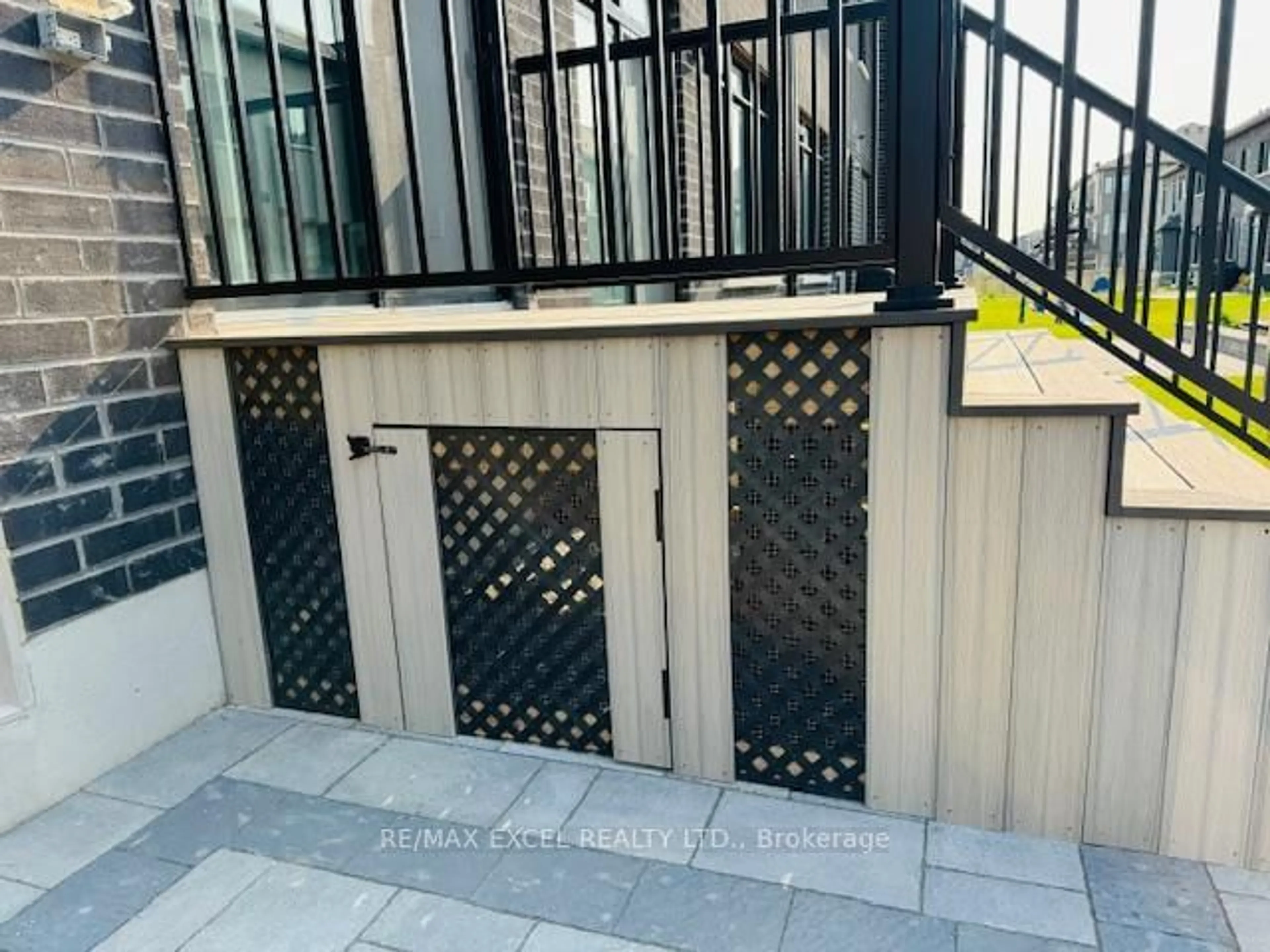 Unknown for 22 Boiton St, Richmond Hill Ontario L4S 0J4