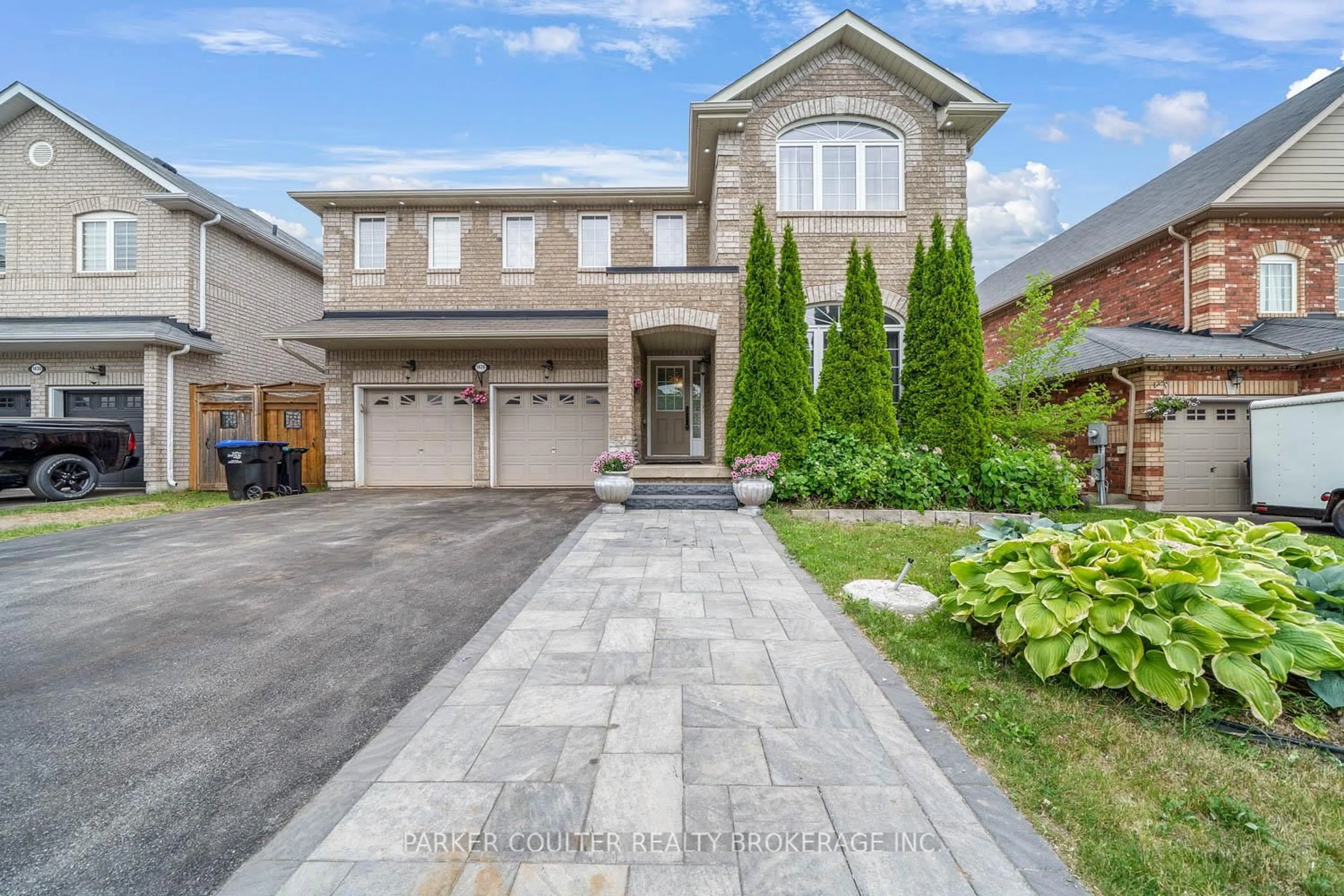 Home with brick exterior material, street for 1426 Kellough St, Innisfil Ontario L9S 4B7