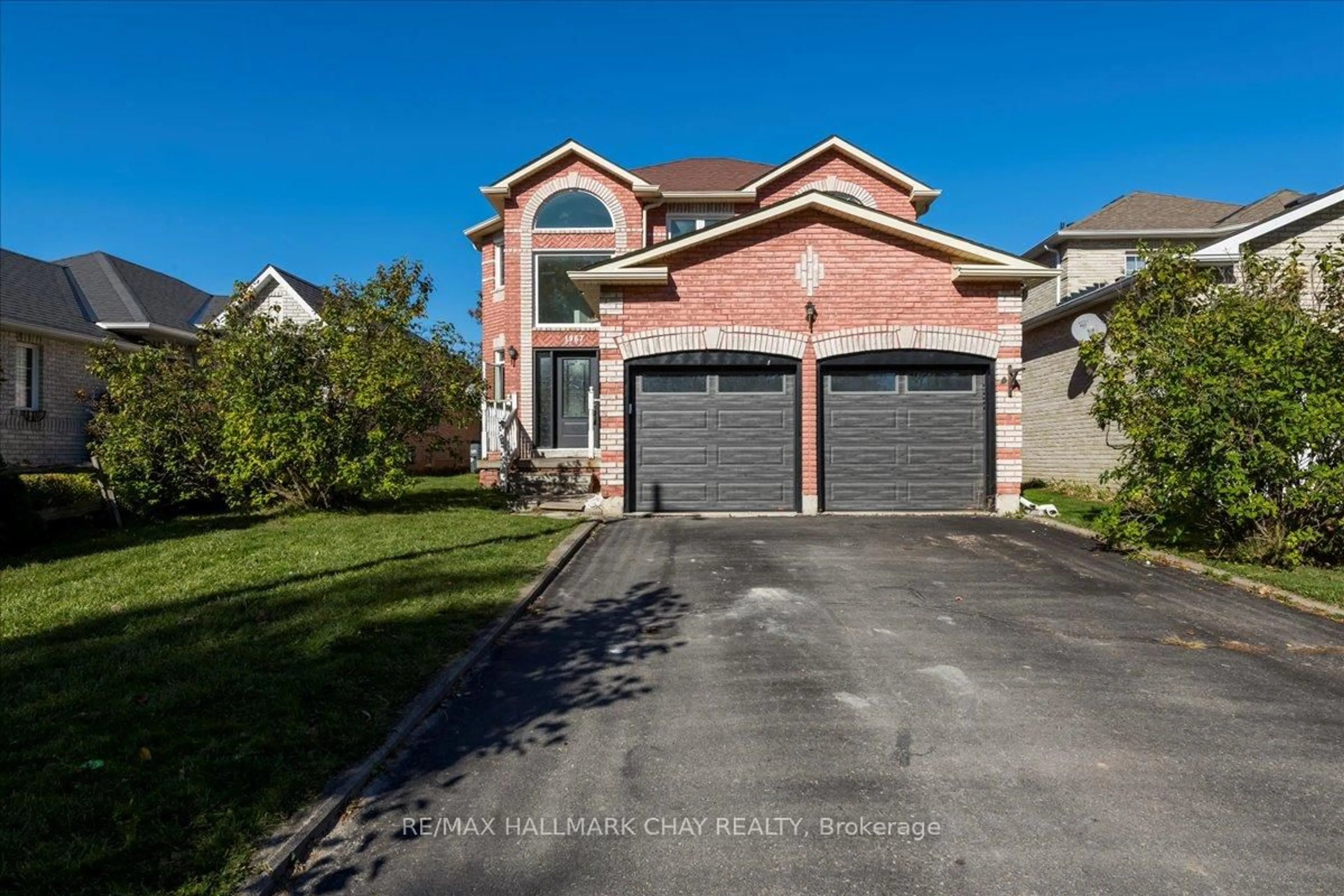 Unknown for 1967 WILSON St, Innisfil Ontario L9S 2A1