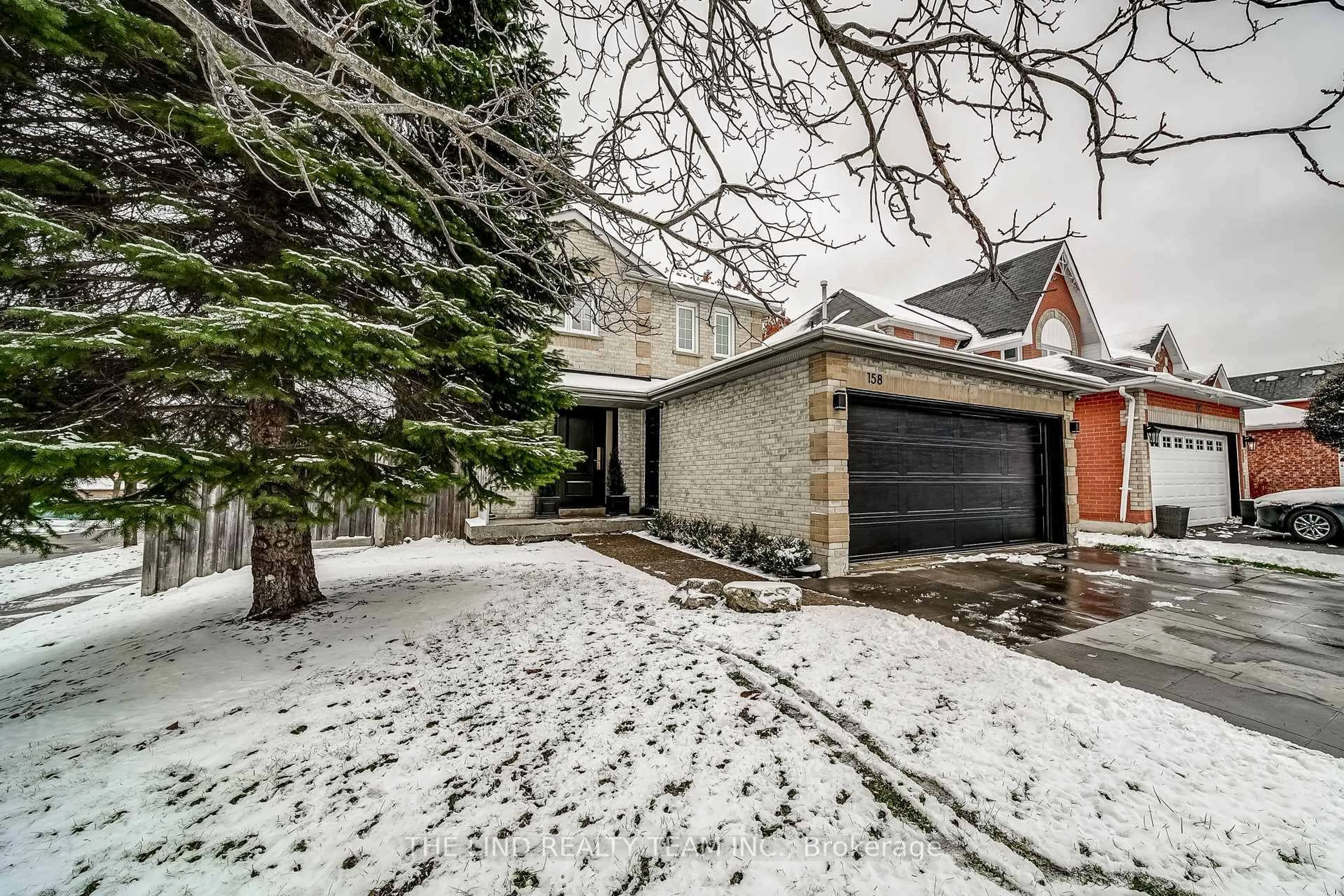 Unknown for 158 Dawlish Ave, Aurora Ontario L4G 6R2