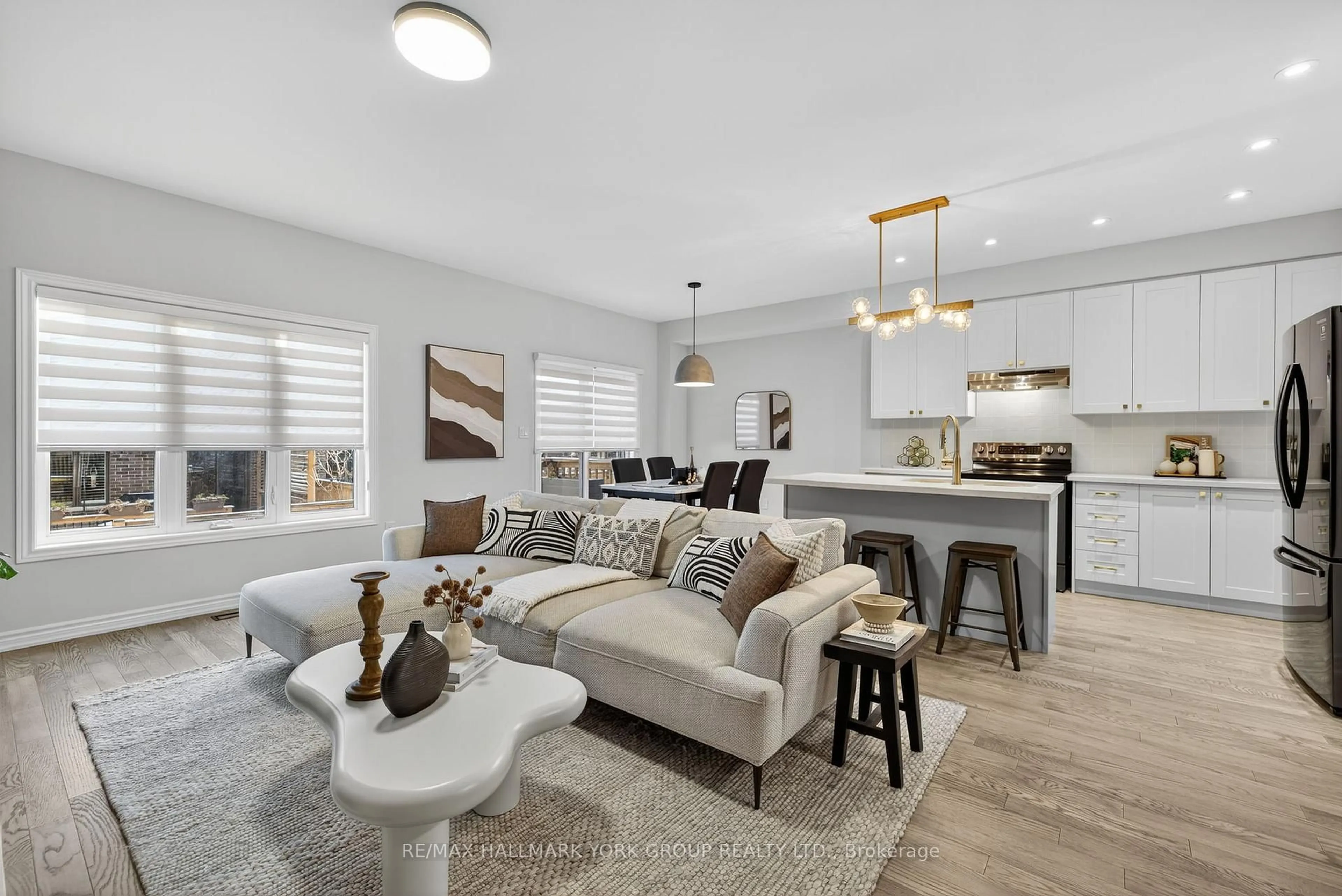 Living room with furniture, unknown for 20 Gord Matthews Way, Uxbridge Ontario L9P 0E9