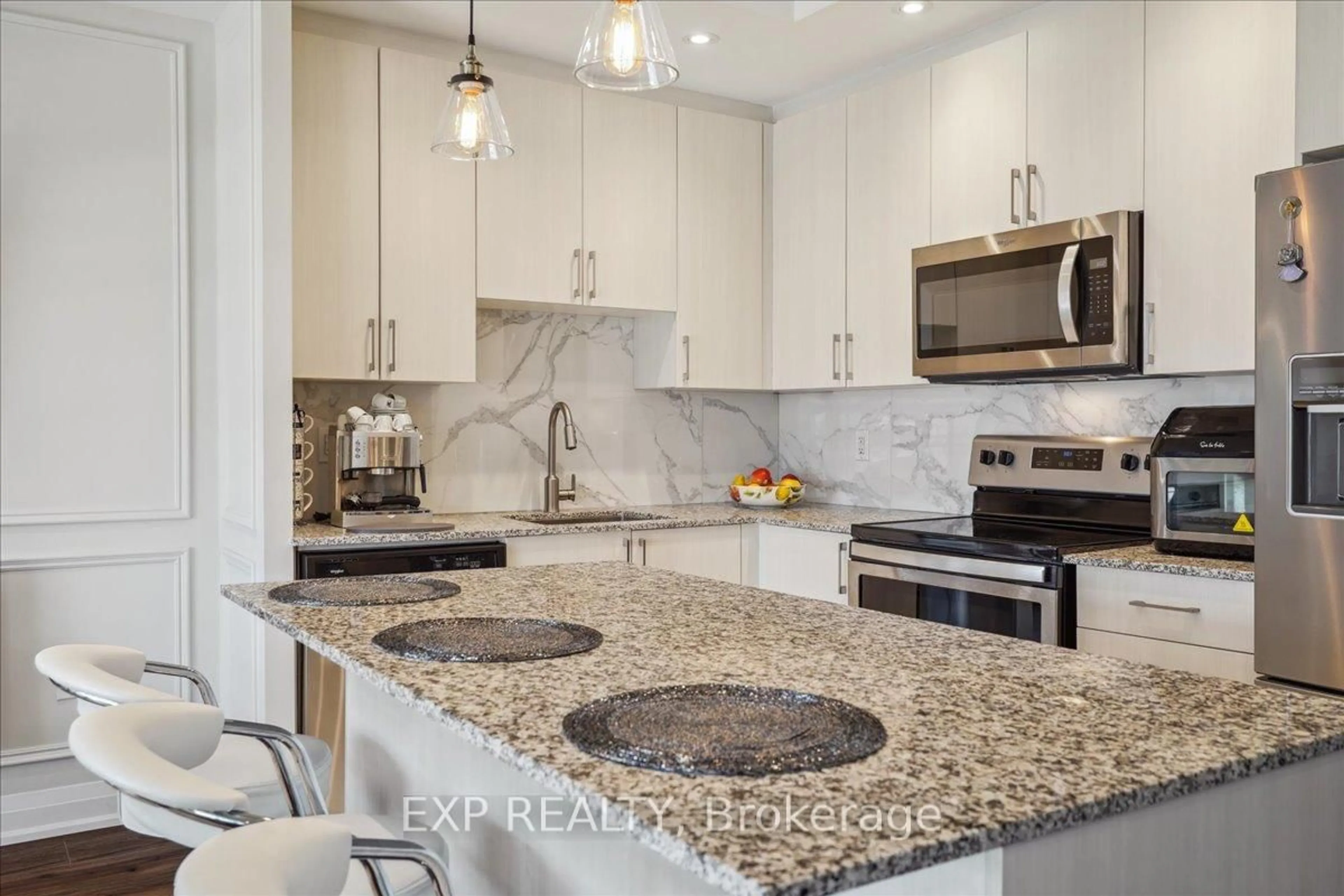 Open concept kitchen, ceramic/tile floor for 5309 Highway 7 #A203, Vaughan Ontario L4L 0J1