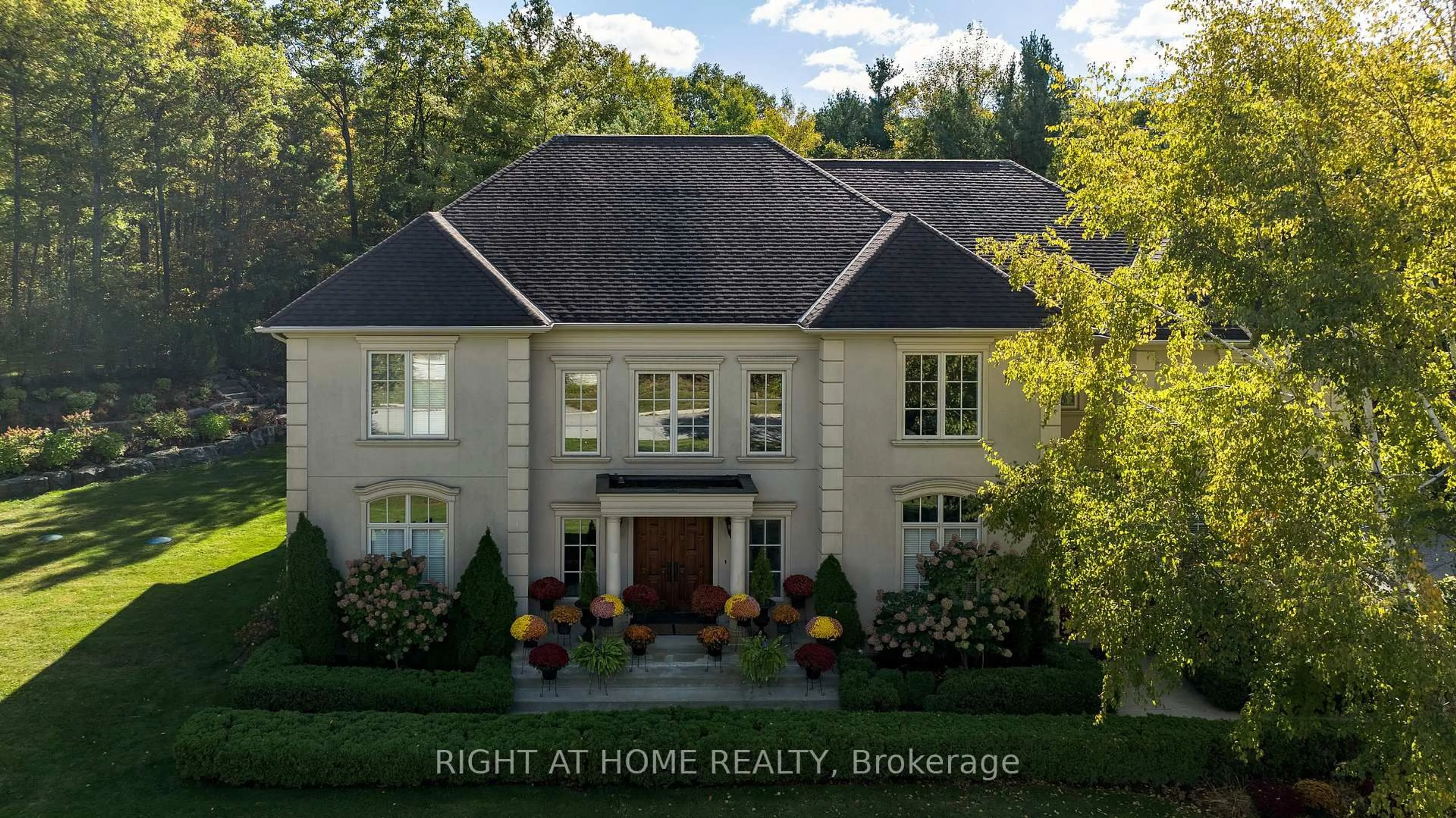 Home with brick exterior material, street for 65 Kingswood Dr, King Ontario L7B 1K8