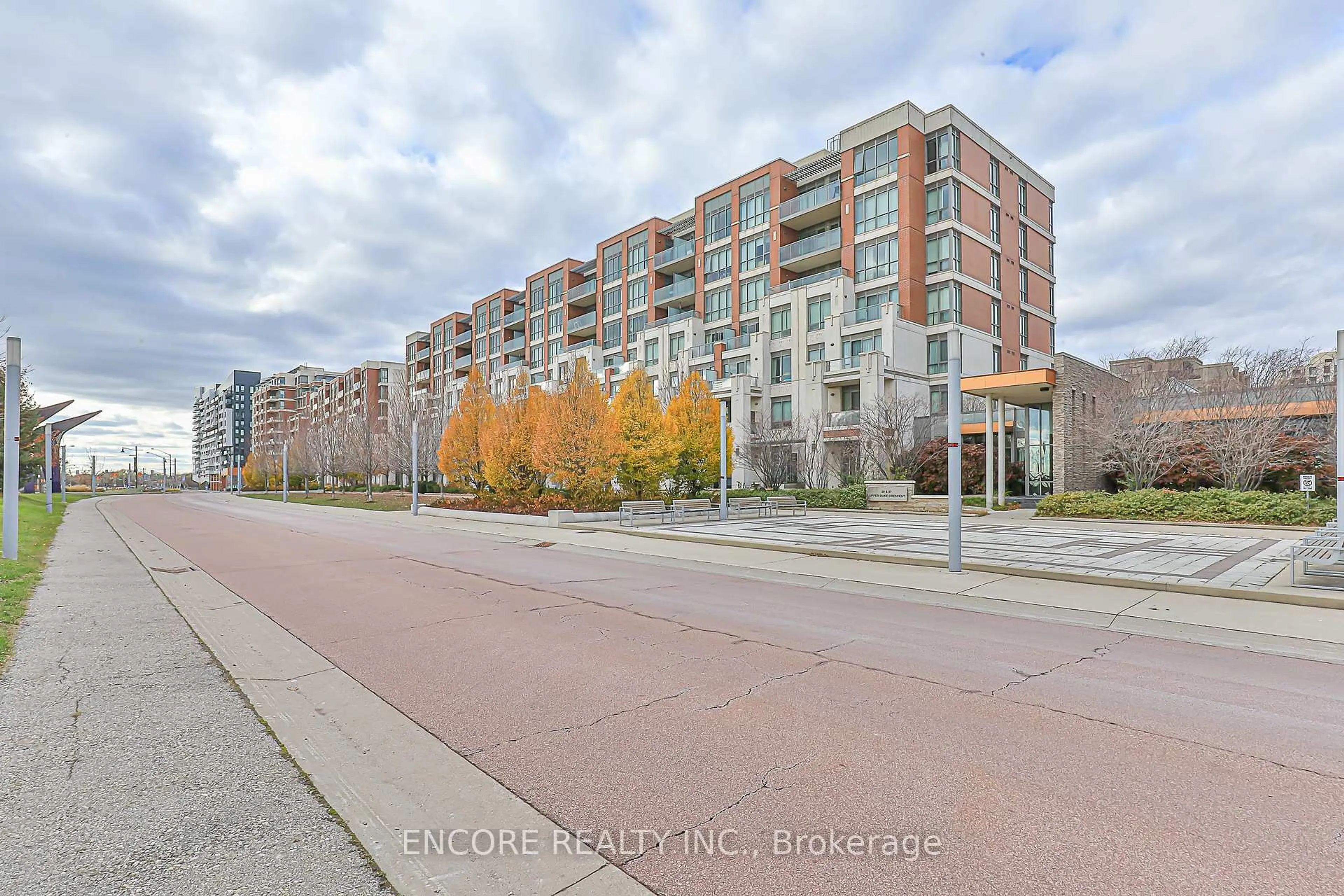 Unknown for 57 Upper Duke Cres #307, Markham Ontario L6G 0B9