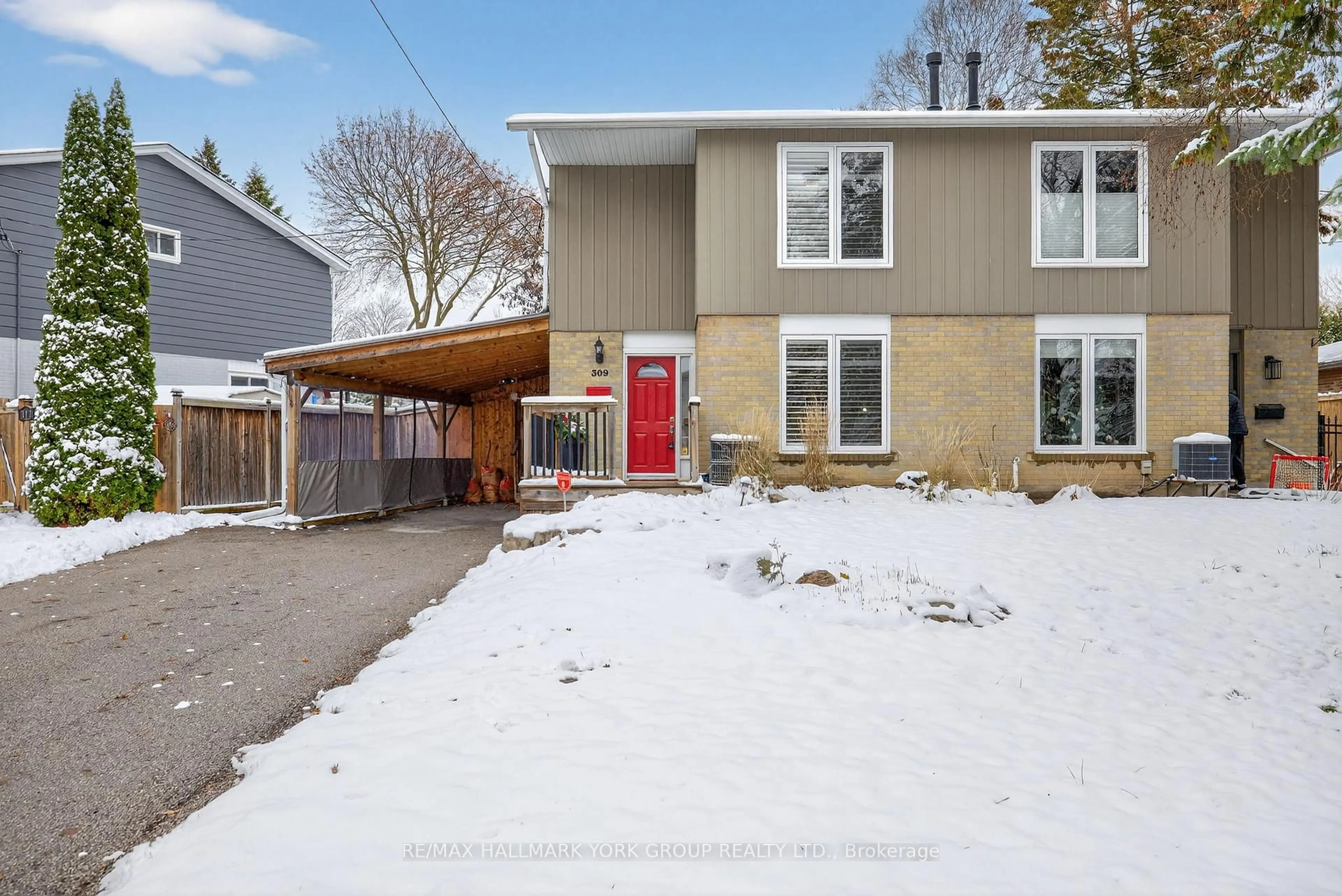 Unknown for 309 Oakwood Crt, Newmarket Ontario L3Y 3C9