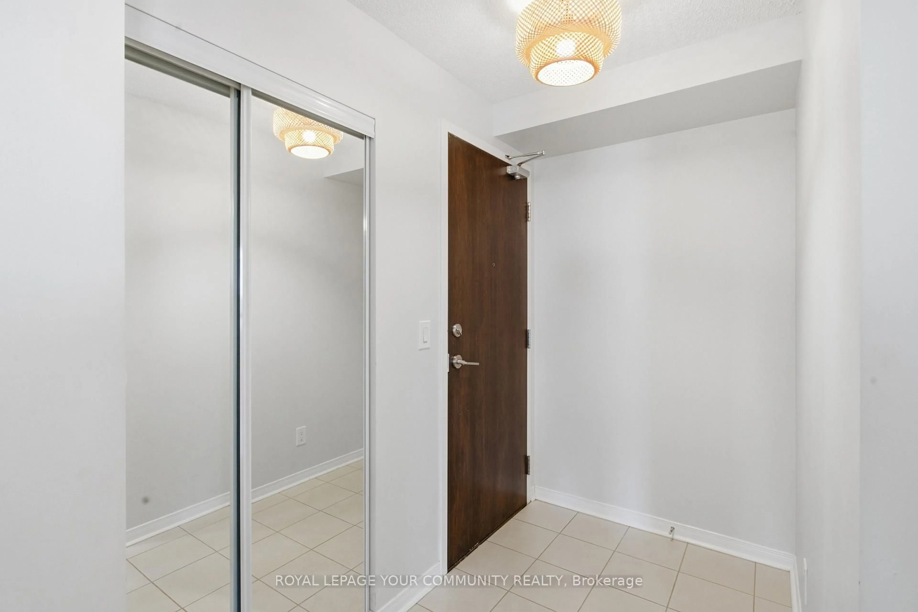 Unknown for 73 King William Cres #503, Richmond Hill Ontario L4B 0C1