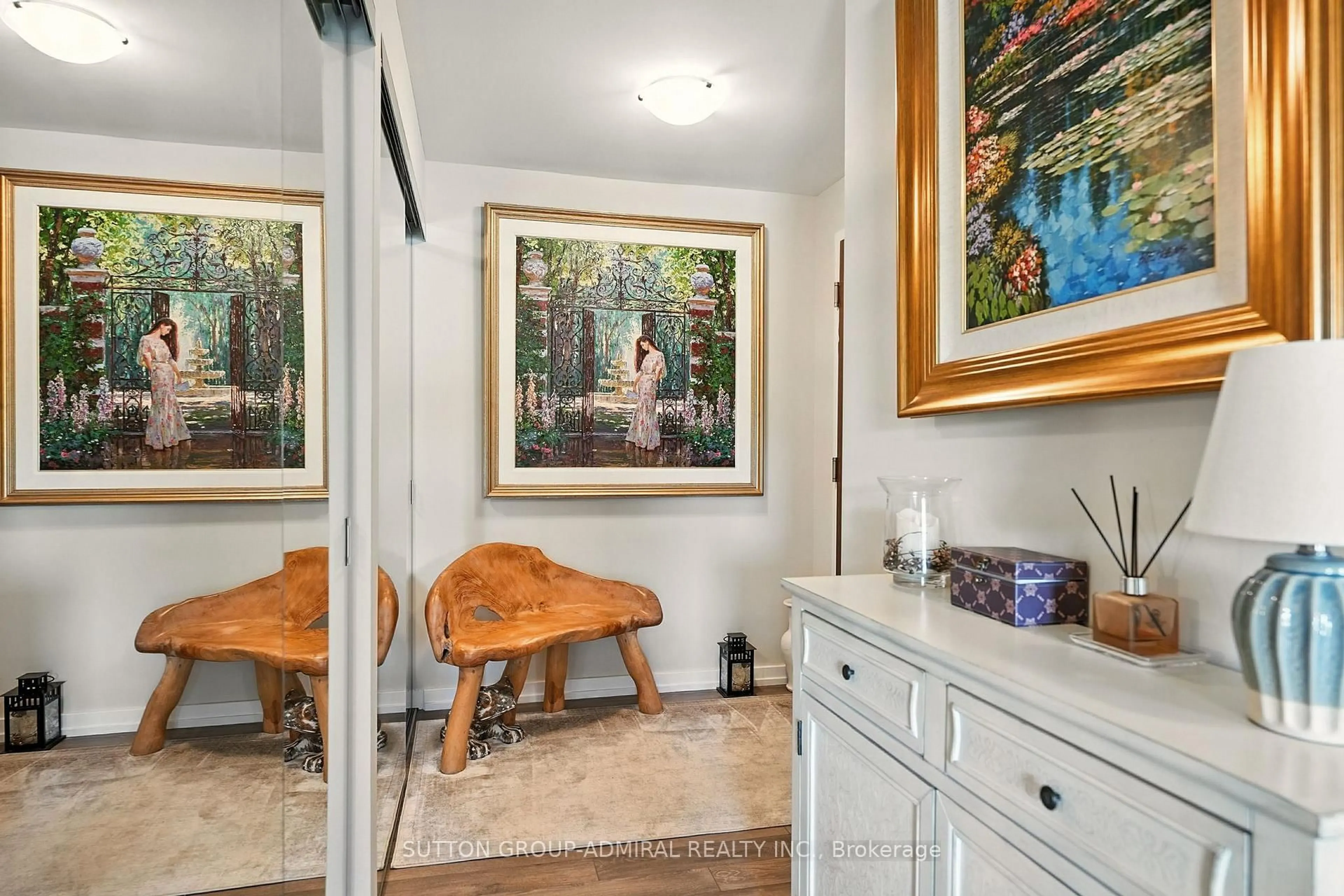 Indoor entryway for 241 Sea Ray Ave #A217, Innisfil Ontario L9S 0L9