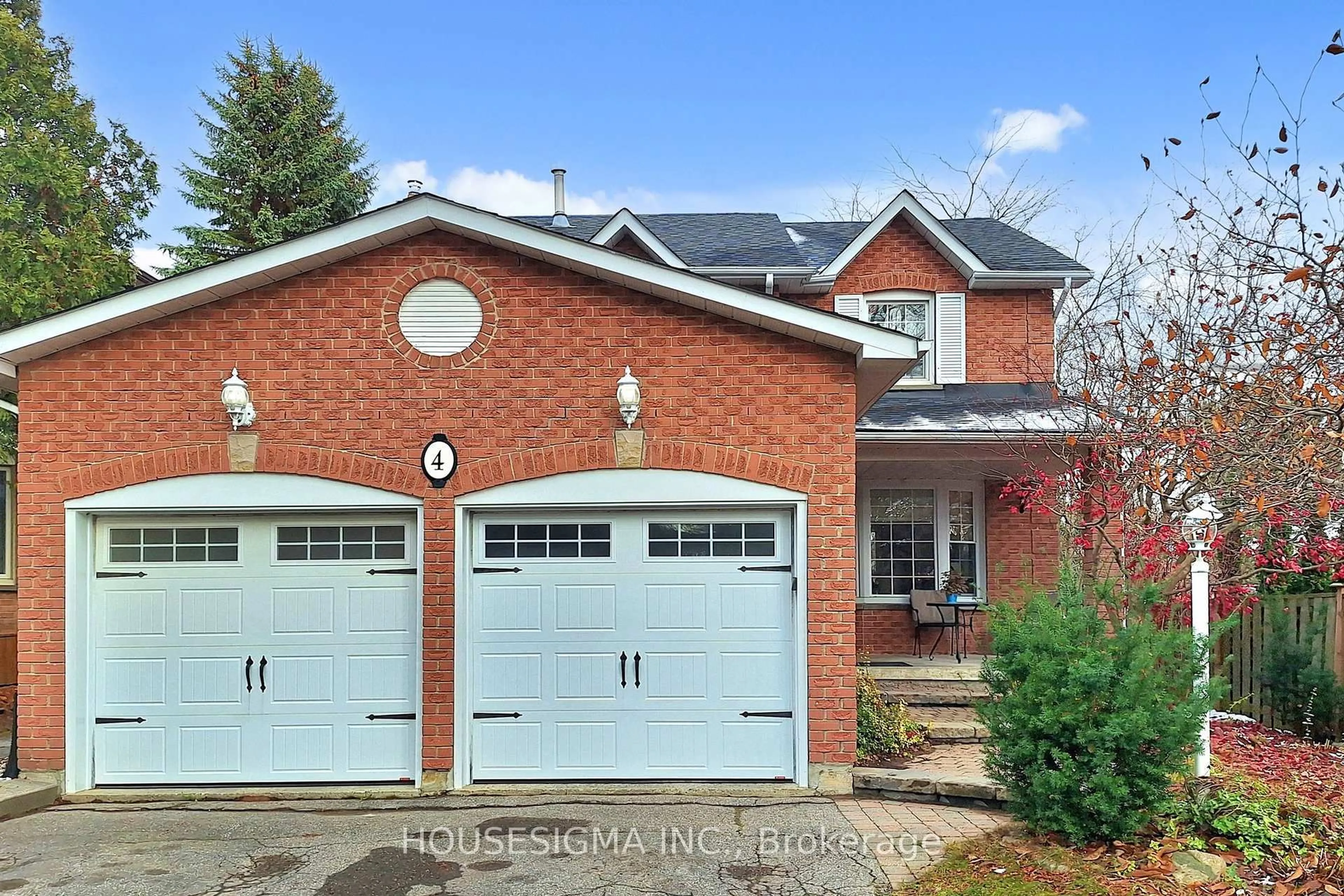 Home with brick exterior material, street for 4 Mendys Forest, Aurora Ontario L4G 5A3