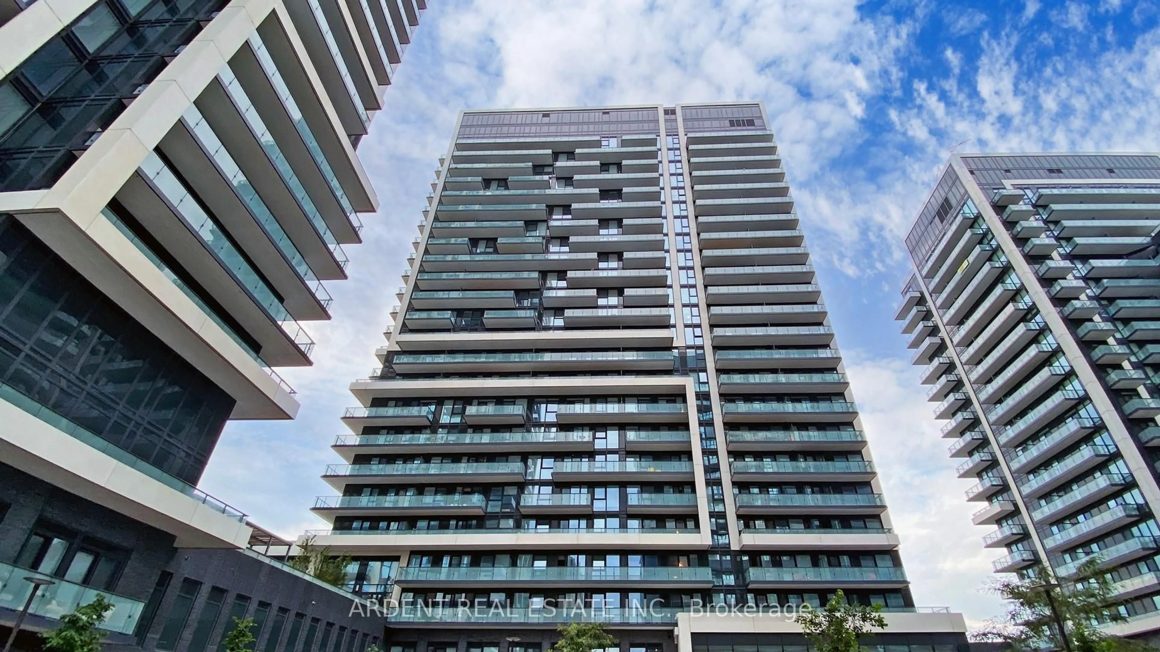 Unknown for 95 Onieida Cres, Richmond Hill Ontario L4B 0H5