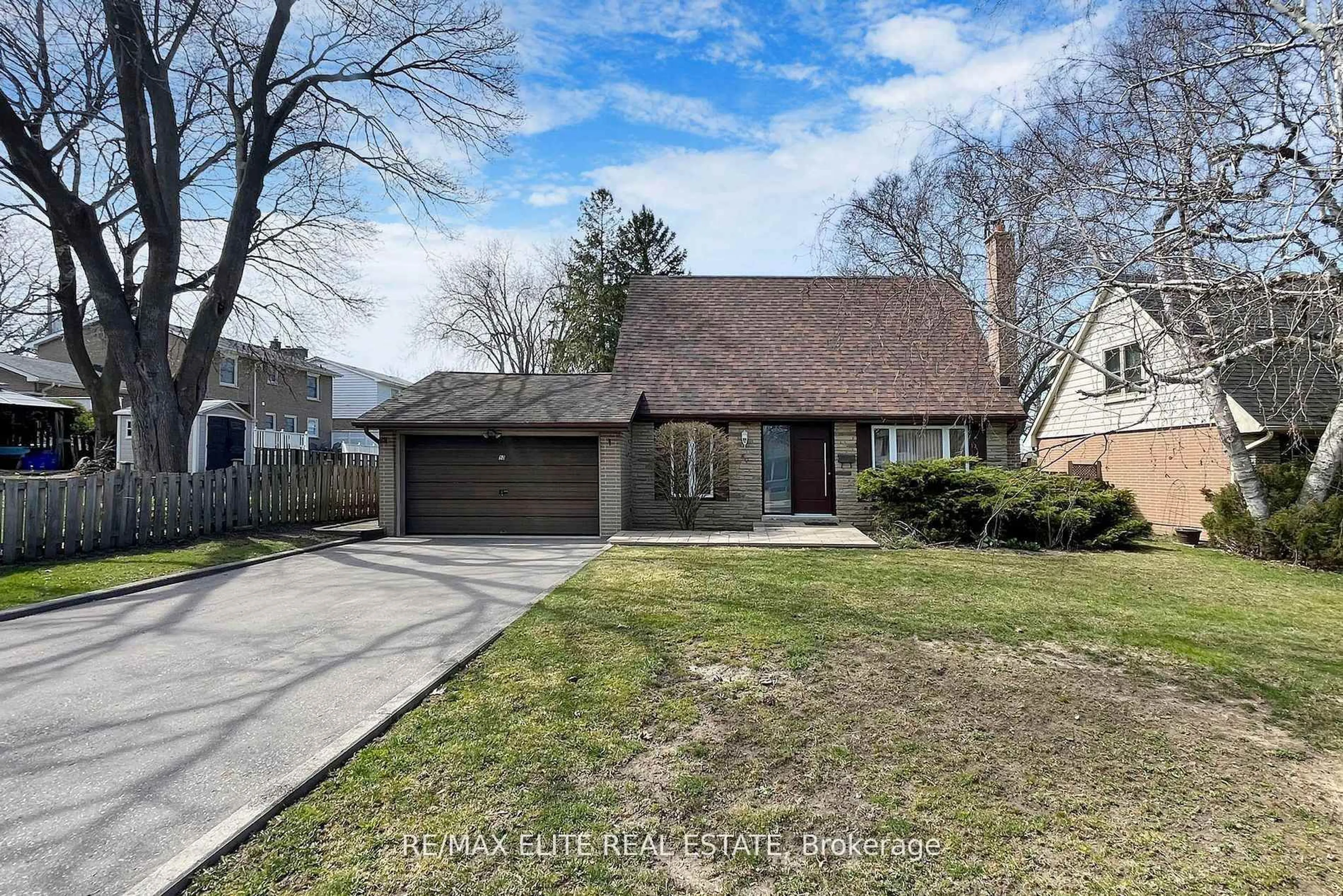 Home with brick exterior material, street for 50 Henderson Ave, Markham Ontario L3T 2K7