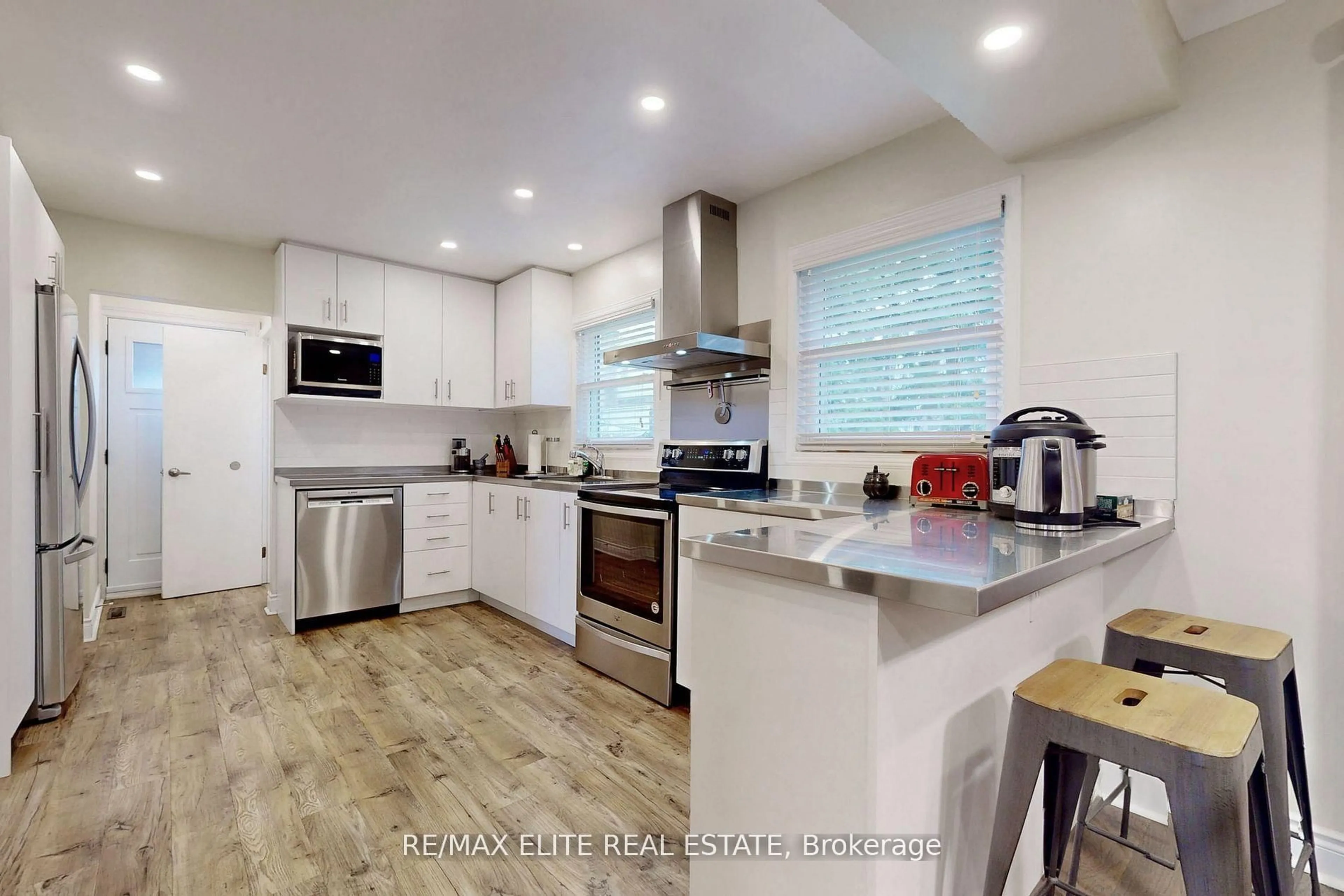 Open concept kitchen, unknown for 50 Henderson Ave, Markham Ontario L3T 2K7