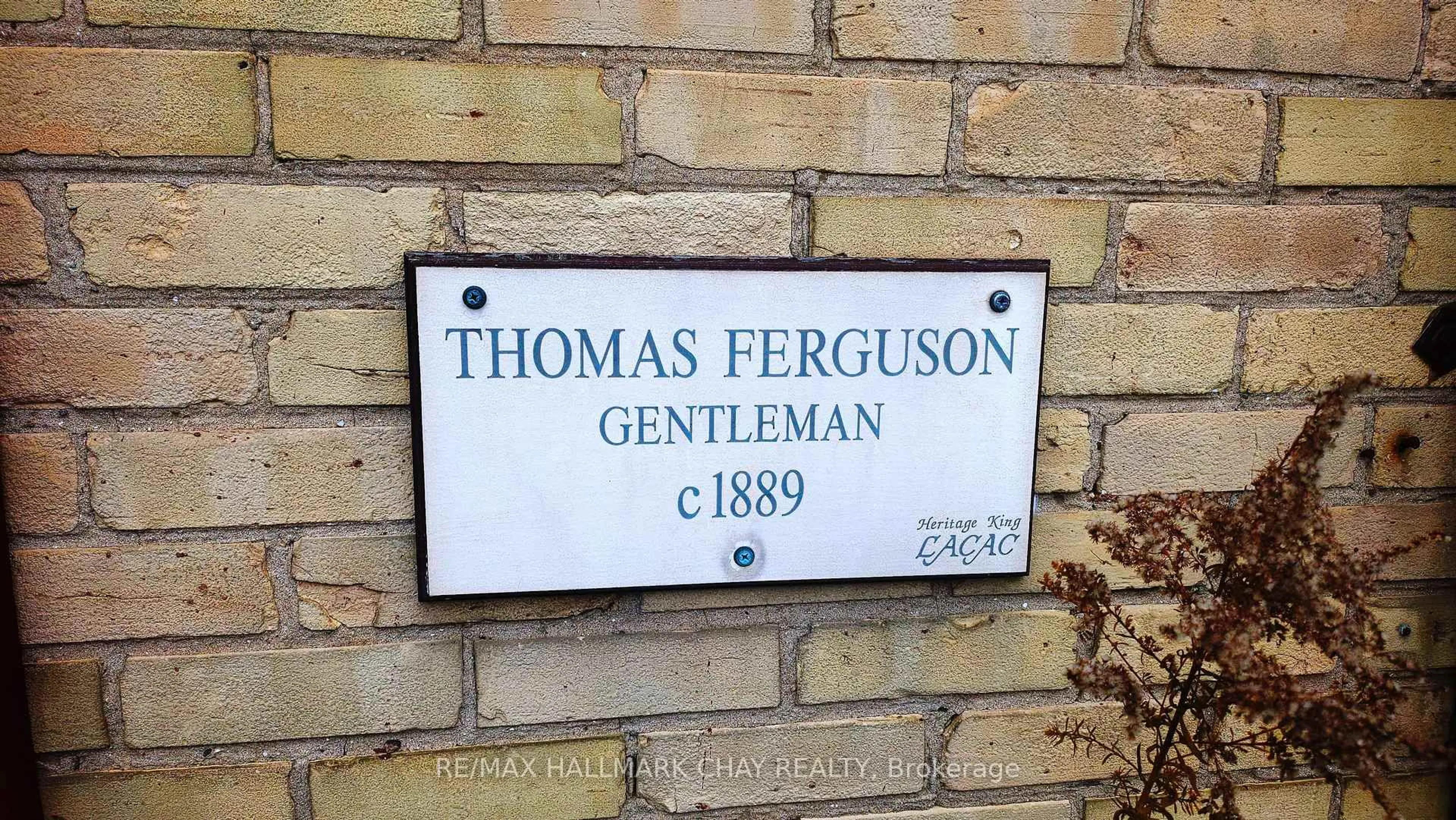 Unknown for 2207 King Rd, King Ontario L7B 1A6