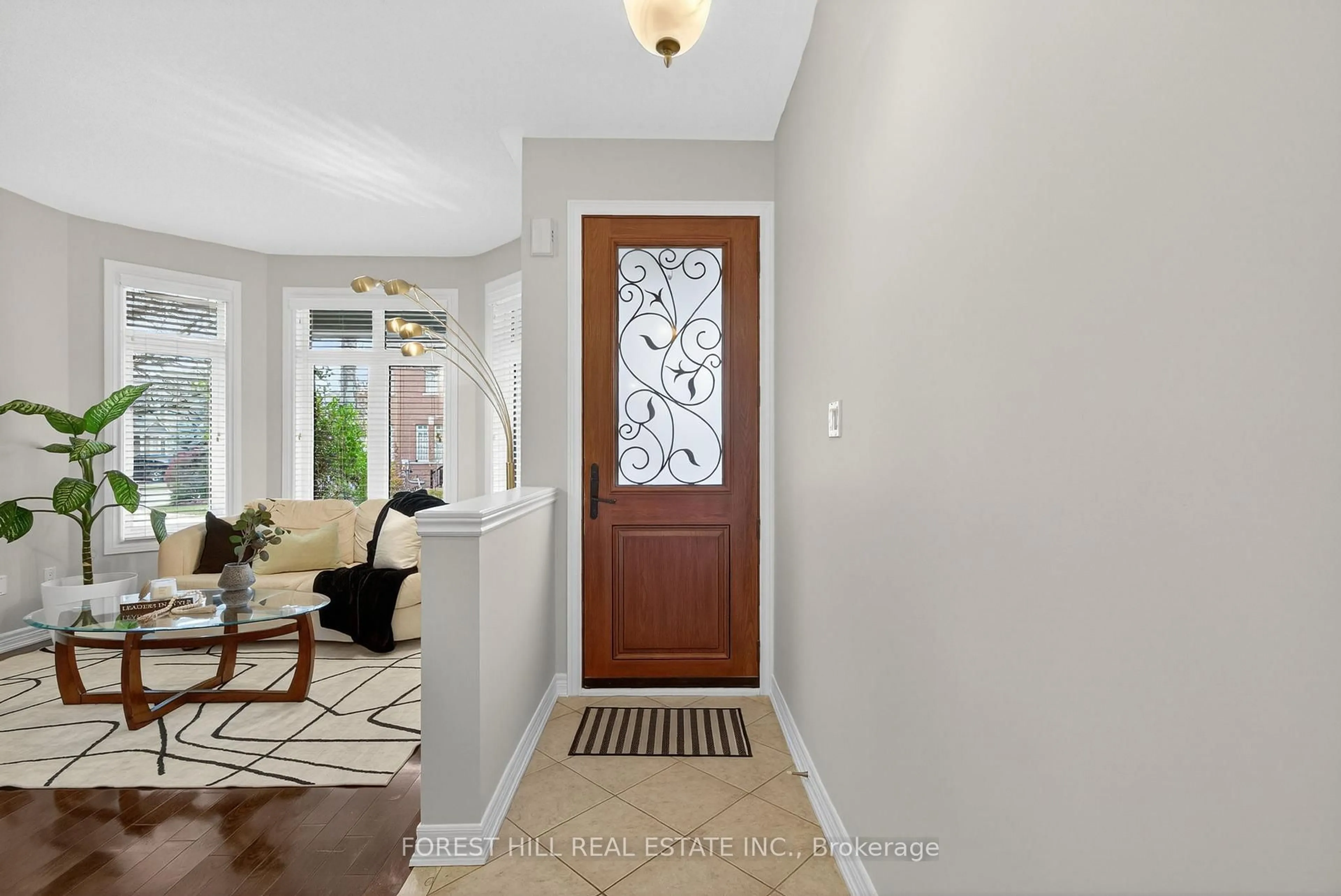 Indoor entryway for 53 COUTURE Gdns, Vaughan Ontario L4J 9H4