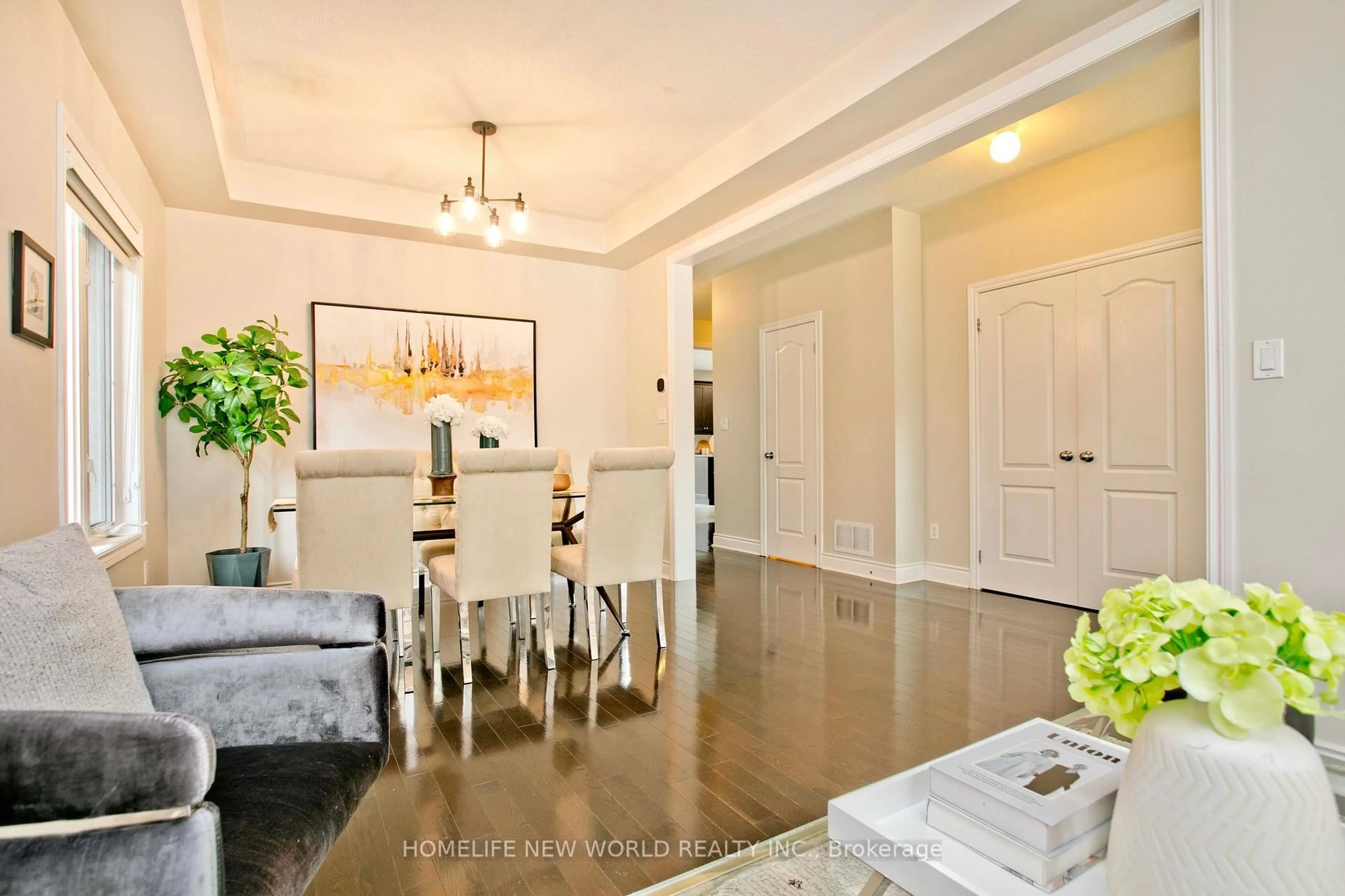 Dining room, unknown for 1015 Ralston Cres, Newmarket Ontario L3X 3H8