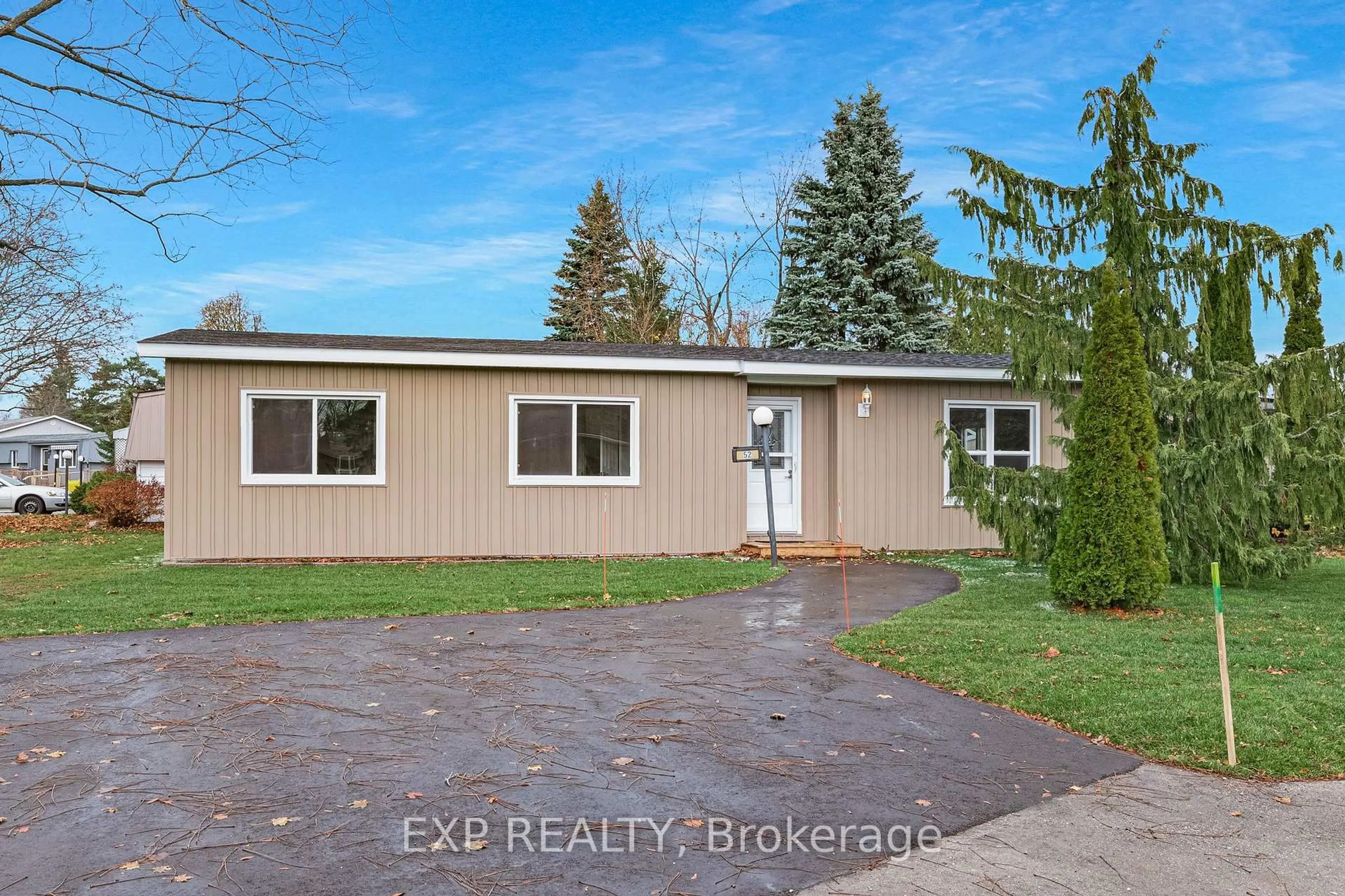 Unknown for 52 Corner Brook Tr, Innisfil Ontario L9S 1N6