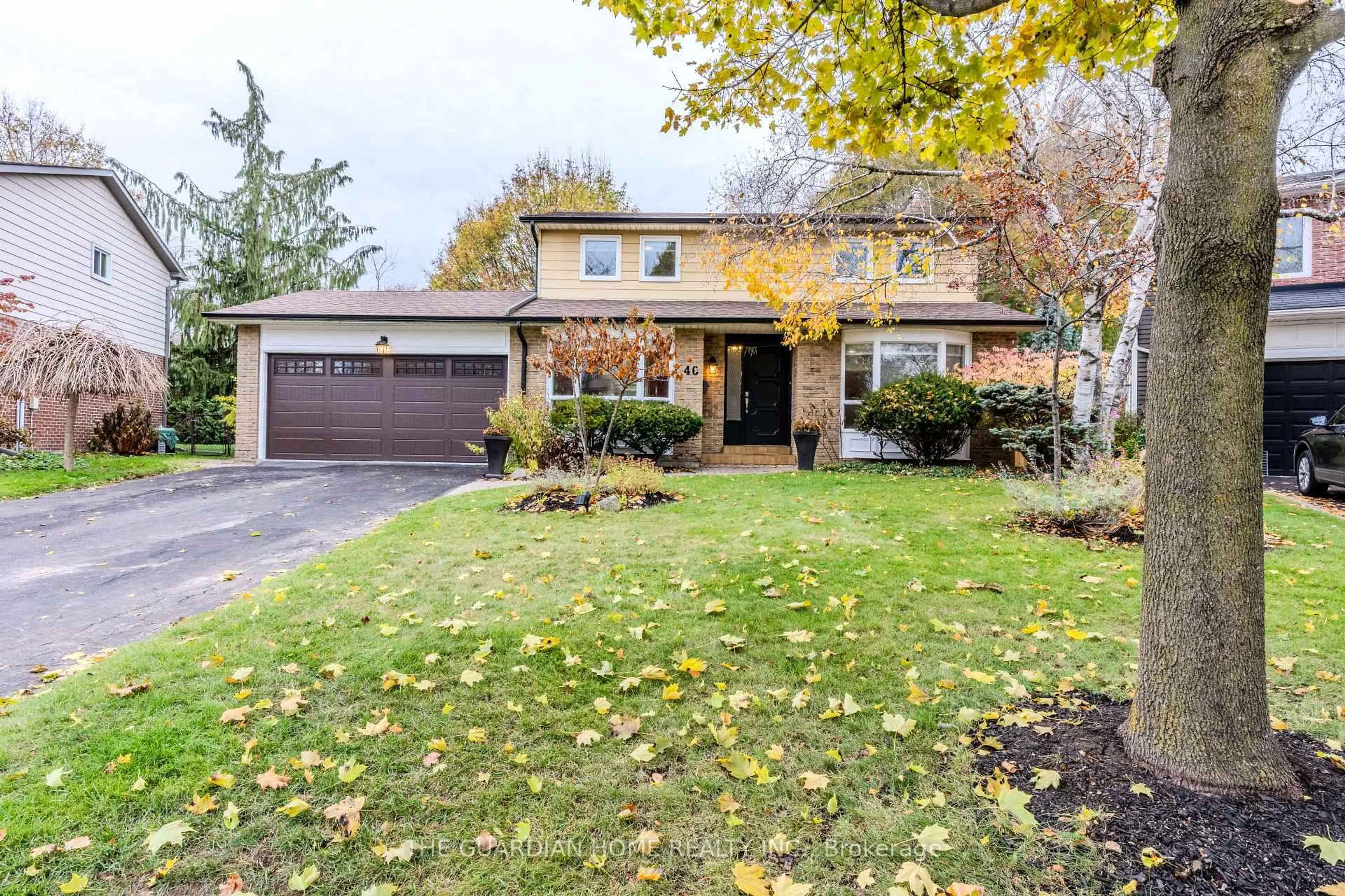 Home with brick exterior material, street for 40 Sir Gawaine Pl, Markham Ontario L3P 3A2