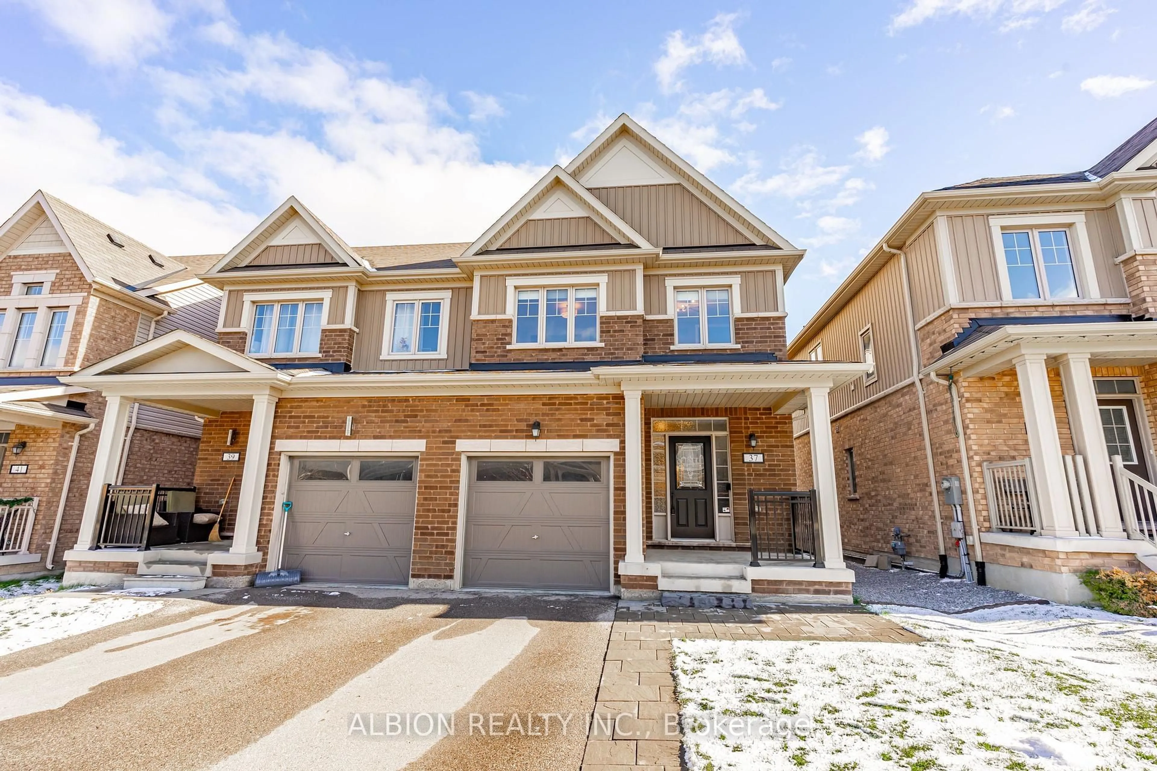 Home with brick exterior material, street for 37 Donnan Dr, New Tecumseth Ontario L0G 1W0