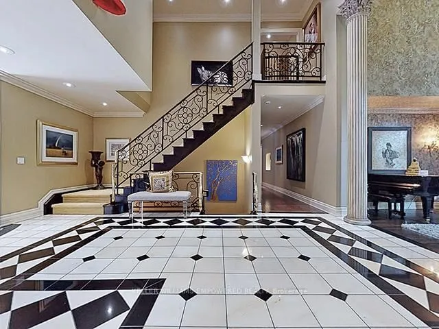 140 Rebecca Crt, Vaughan 5