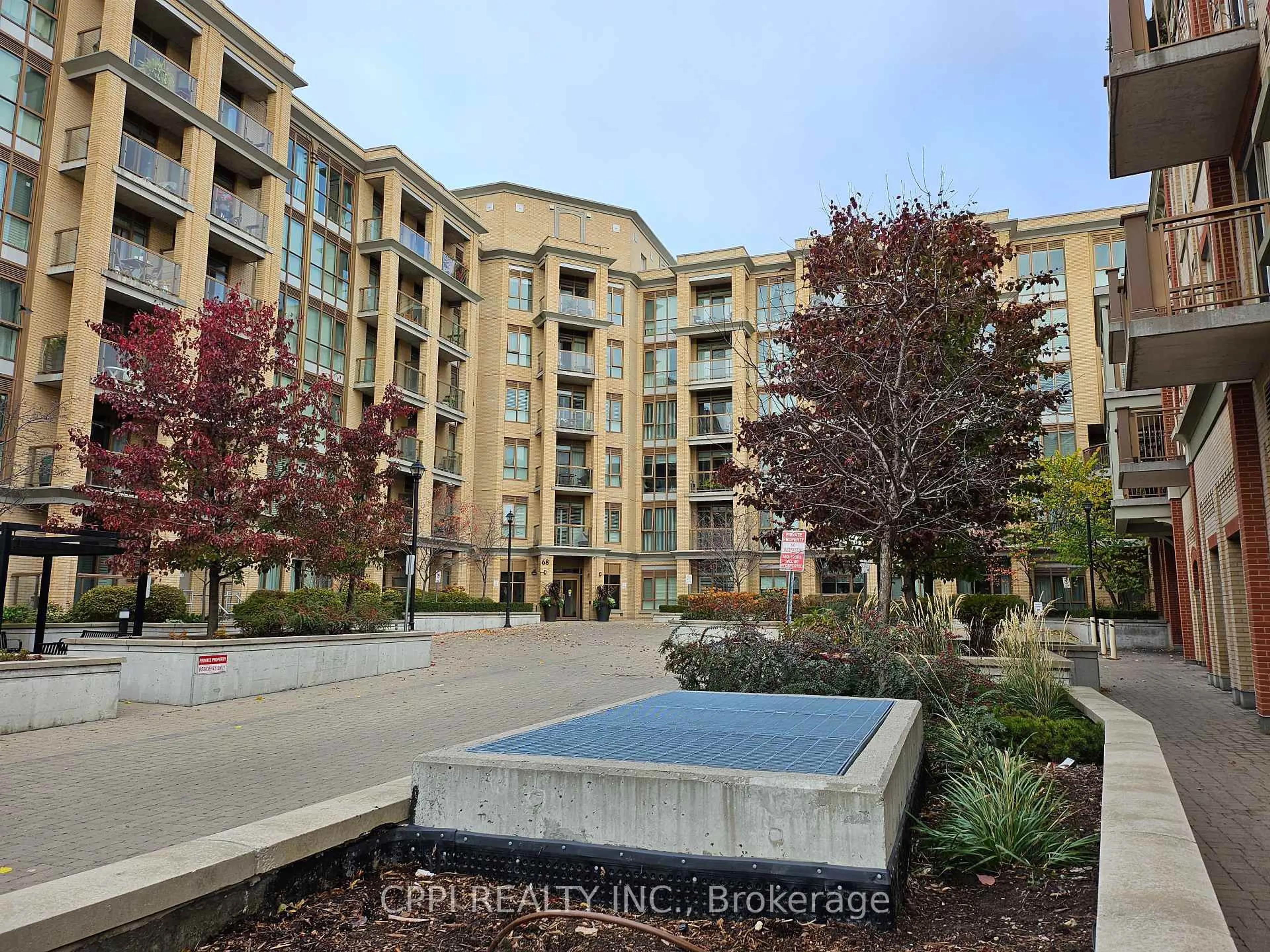 A pic from outside/outdoor area/front of a property/back of a property/a pic from drone, unknown for 68 Main St #329, Markham Ontario L3P 0N5