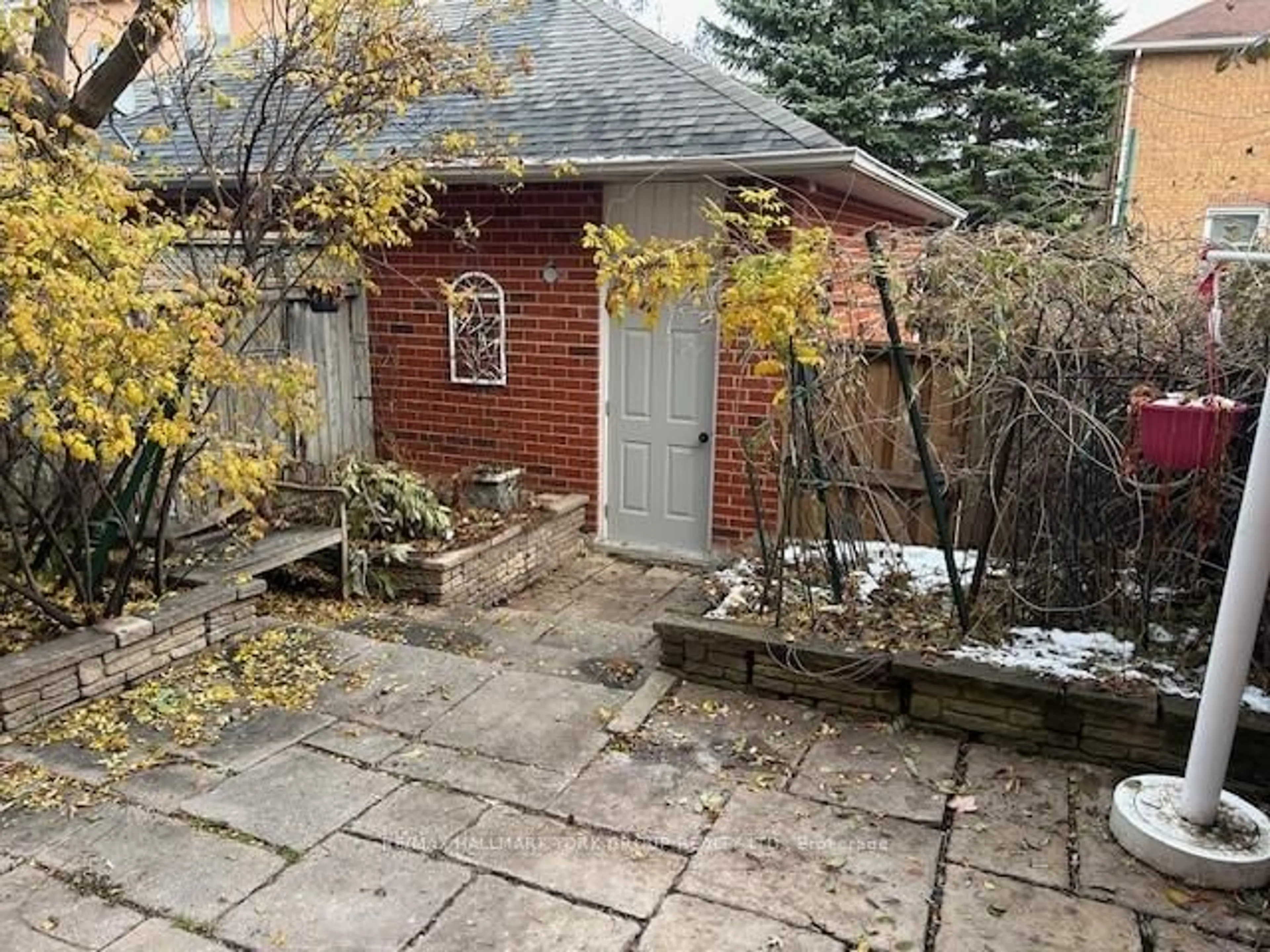 Unknown for 119 John West Way, Aurora Ontario L4G 7E3