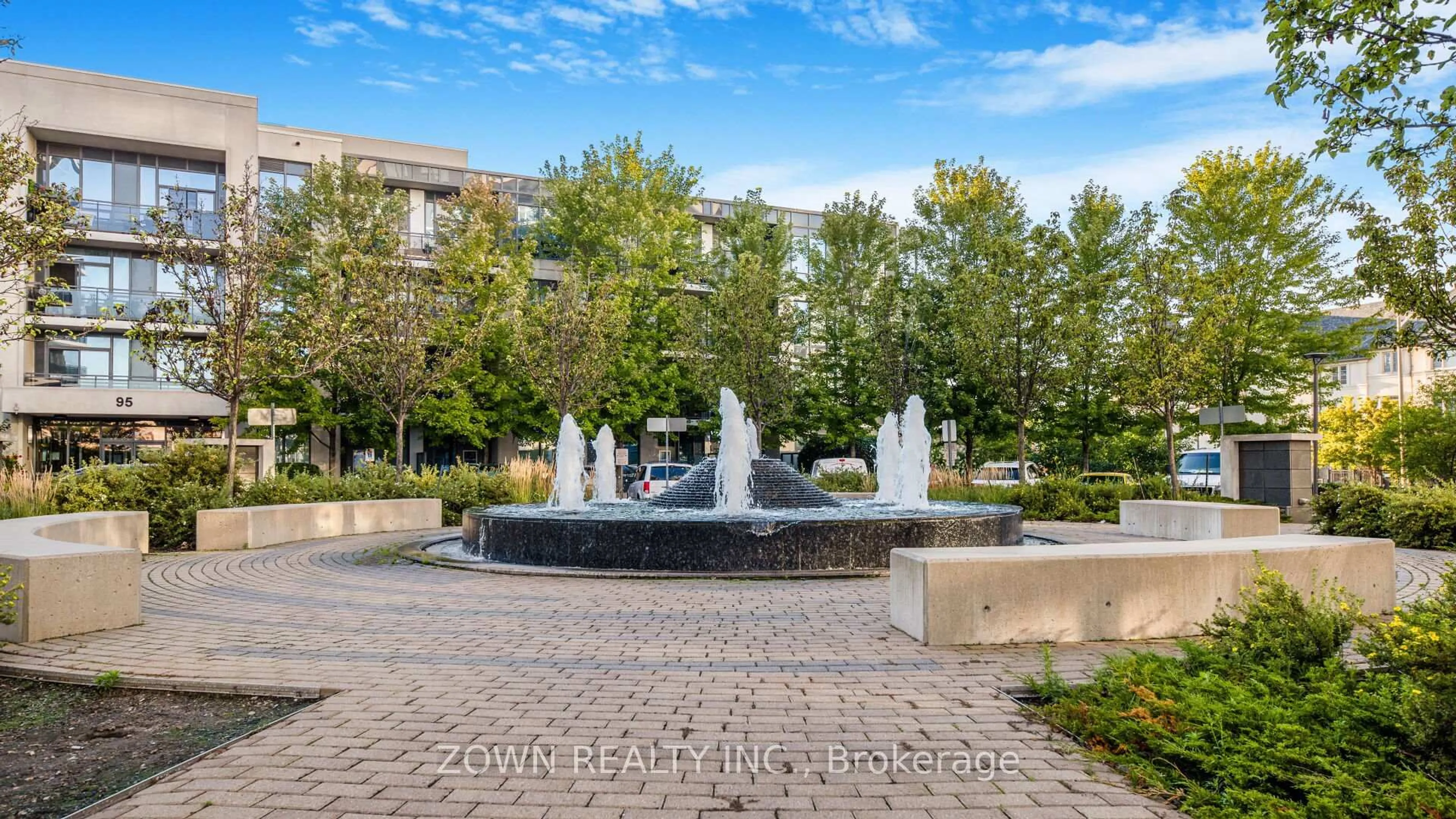 Patio, unknown for 85 NORTH PARK Rd #201, Vaughan Ontario L4J 0H9