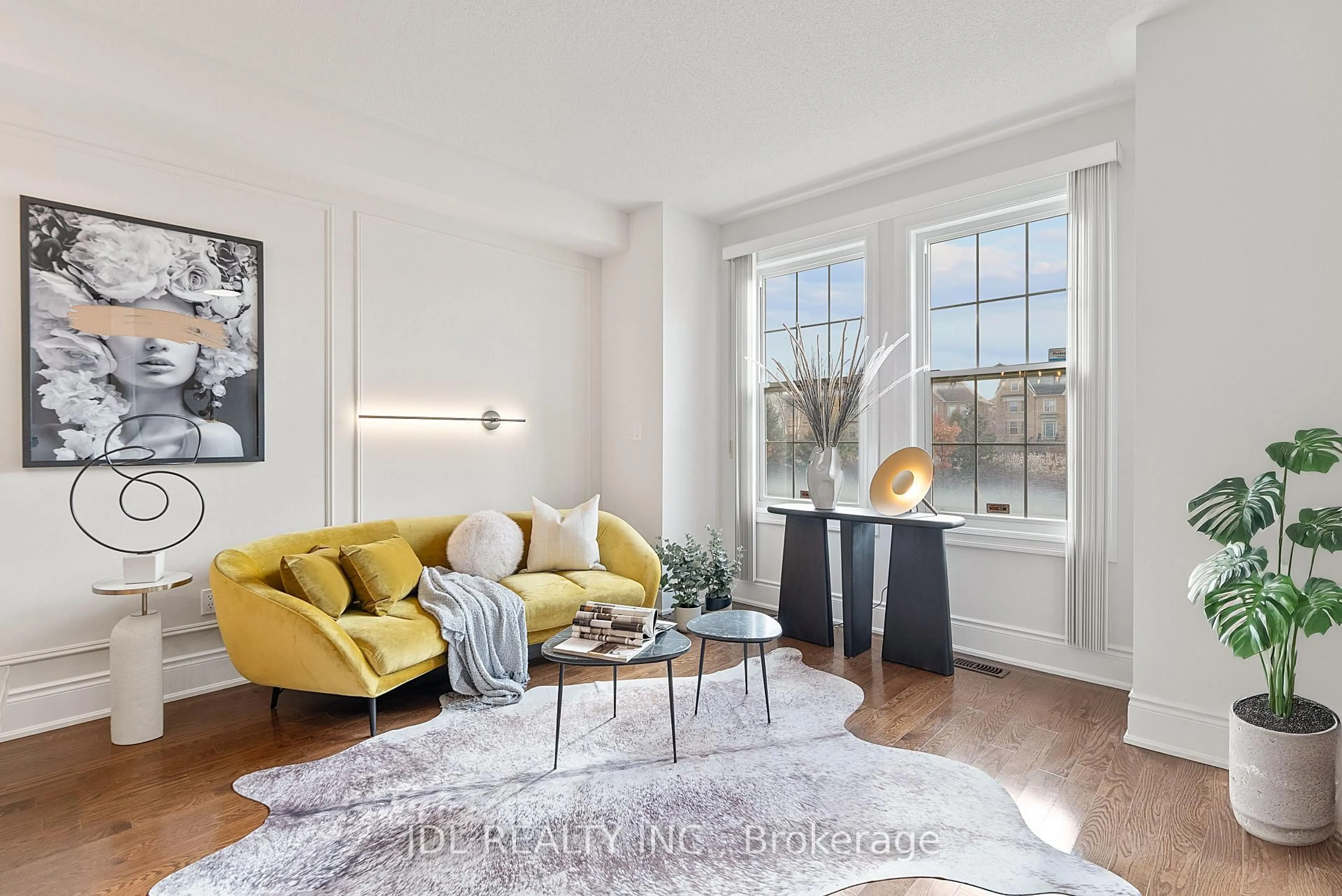 Living room with furniture, unknown for 116 Betty Roman Blvd, Markham Ontario L6C 0C8