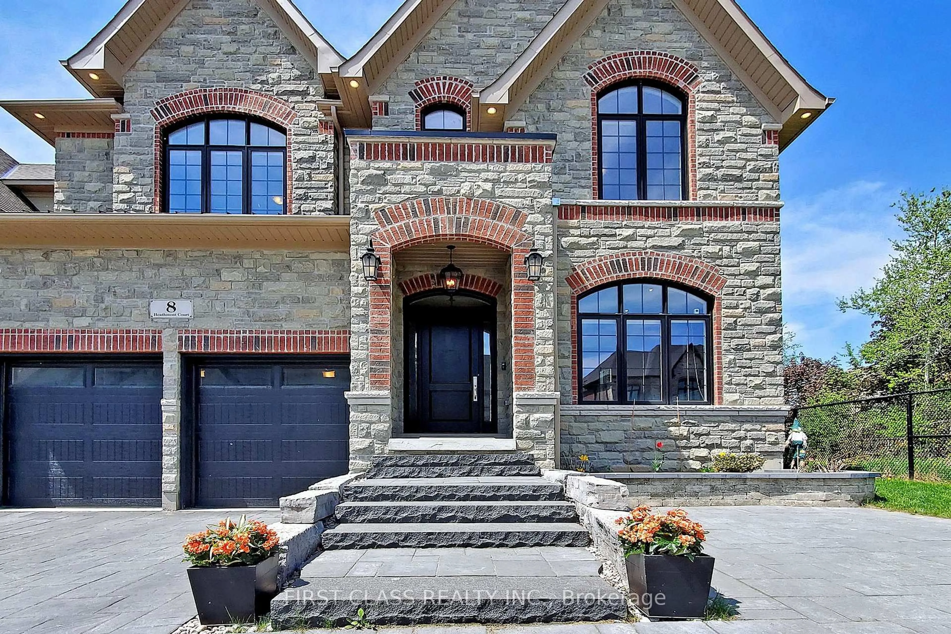 Home with brick exterior material, street for 8 Heathmont Crt, Richmond Hill Ontario L4E 1C2