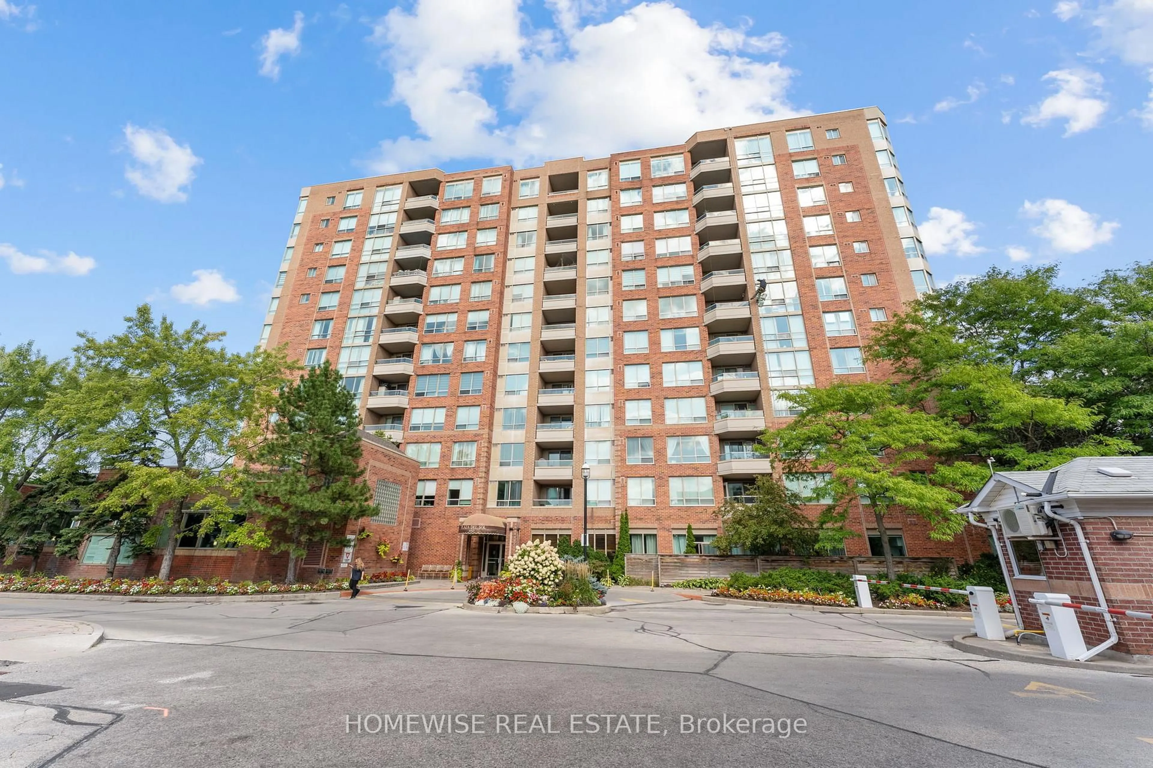 Unknown for 850 Steeles Ave #910, Vaughan Ontario L4J 8E7