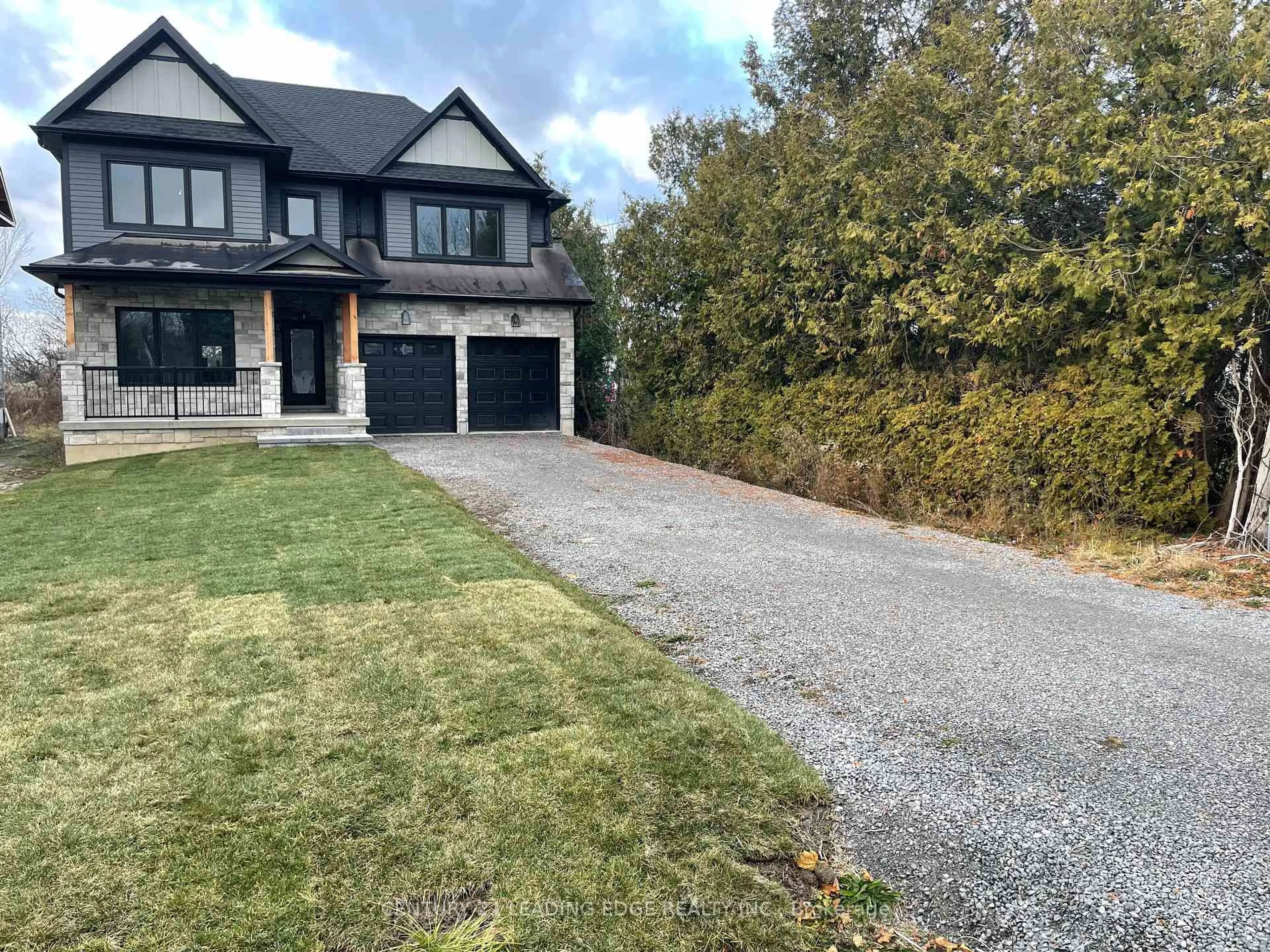 A pic from outside/outdoor area/front of a property/back of a property/a pic from drone, street for 826 Montsell Ave, Georgina Ontario L0E 1S0
