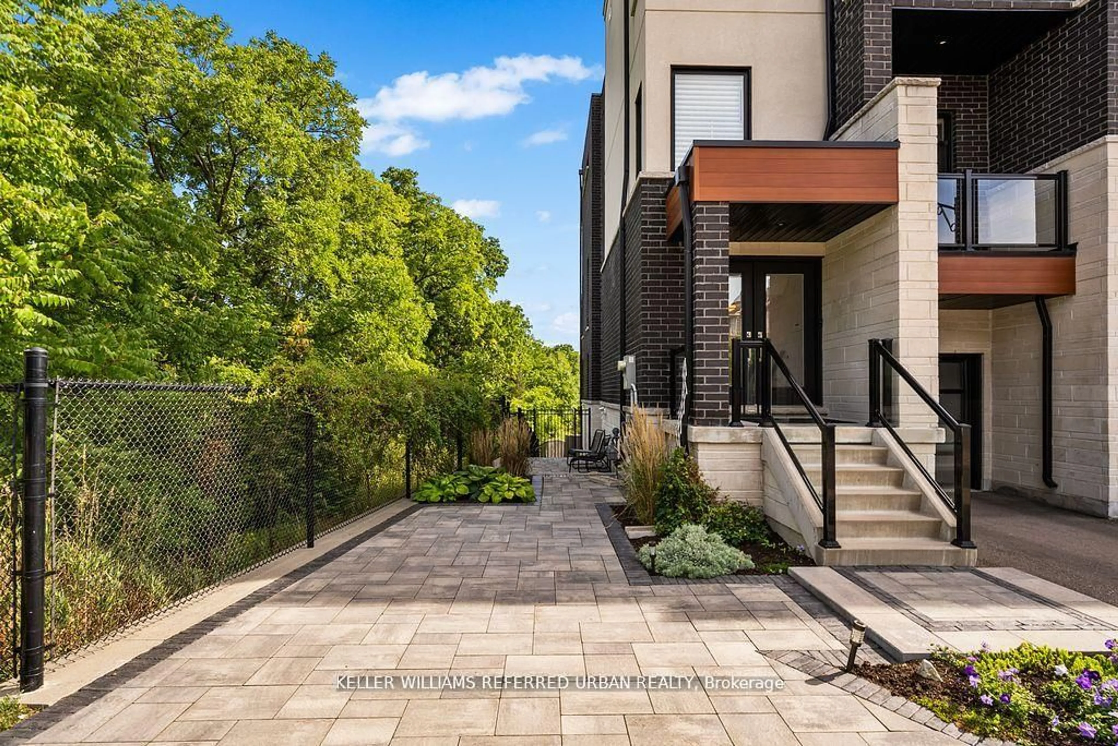 Patio, unknown for 147 Lebovic Campus Dr, Vaughan Ontario L6A 5A1