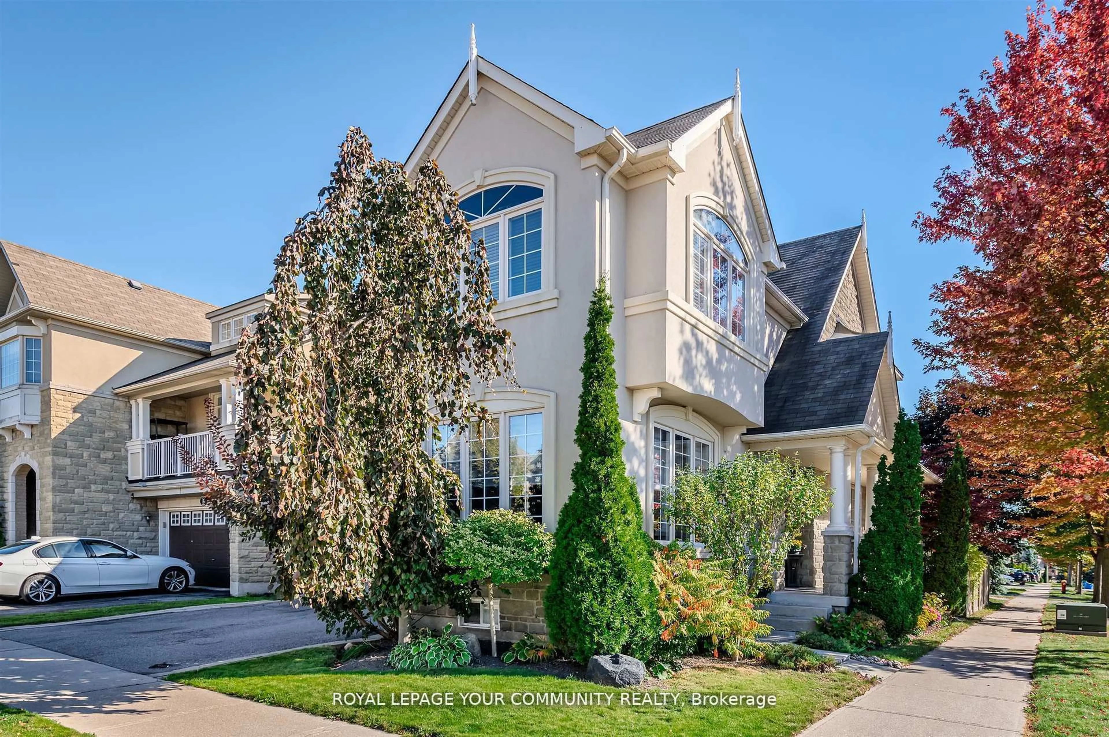 Home with vinyl exterior material, street for 7 Sequin Dr, Richmond Hill Ontario L4E 0J3