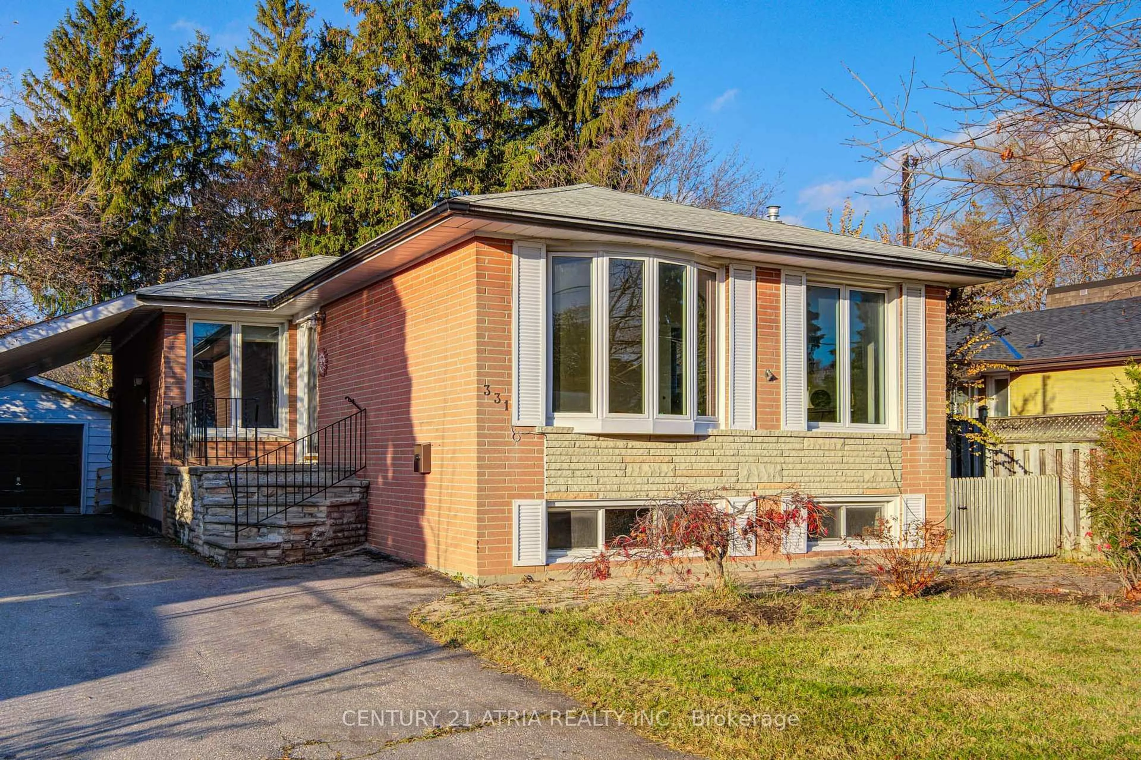 Home with brick exterior material, street for 331 Elmwood Ave, Richmond Hill Ontario L4C 1L7