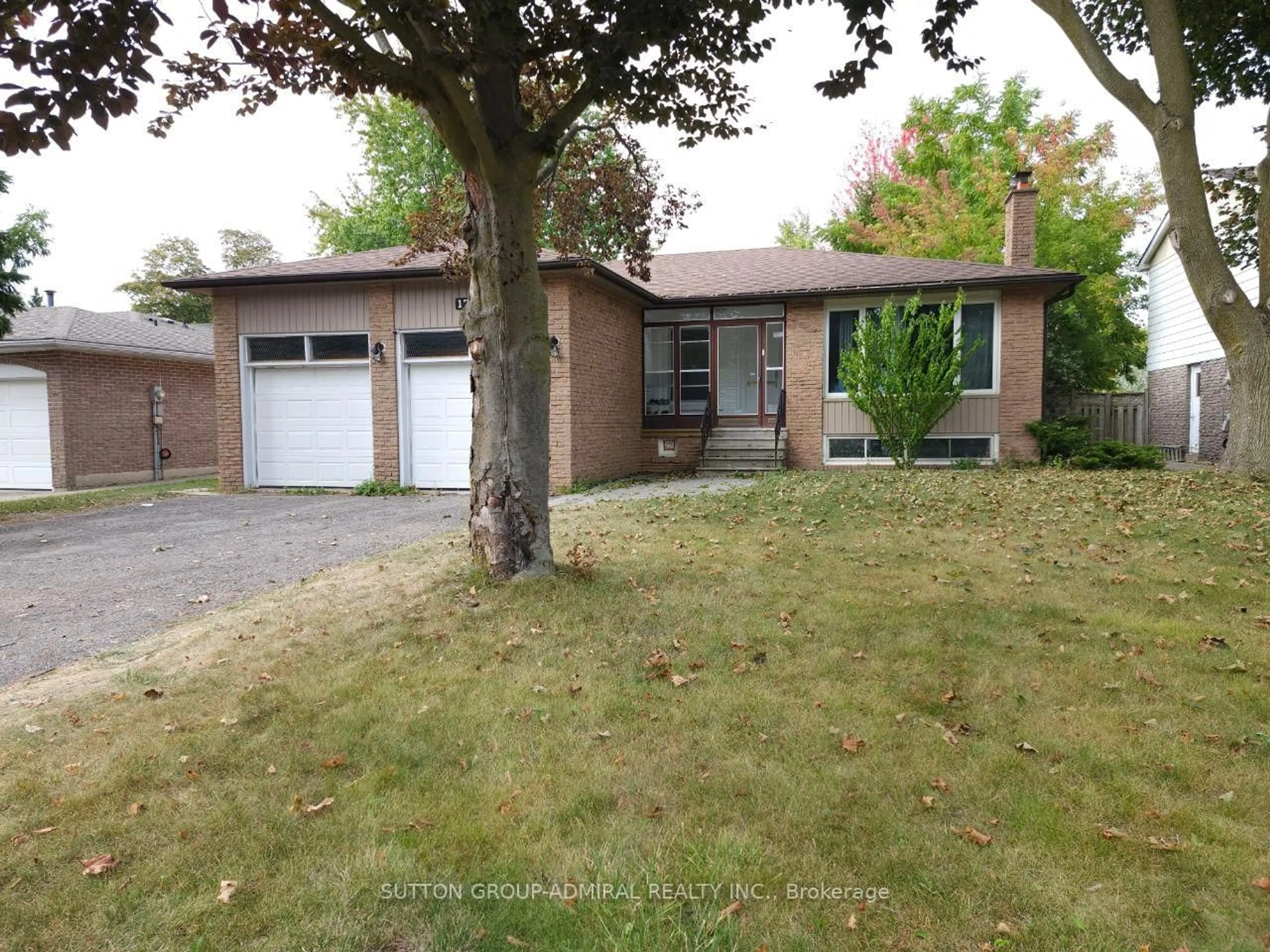 Home with brick exterior material, street for 174 St Anthony's Crt, Richmond Hill Ontario L4C 4T3