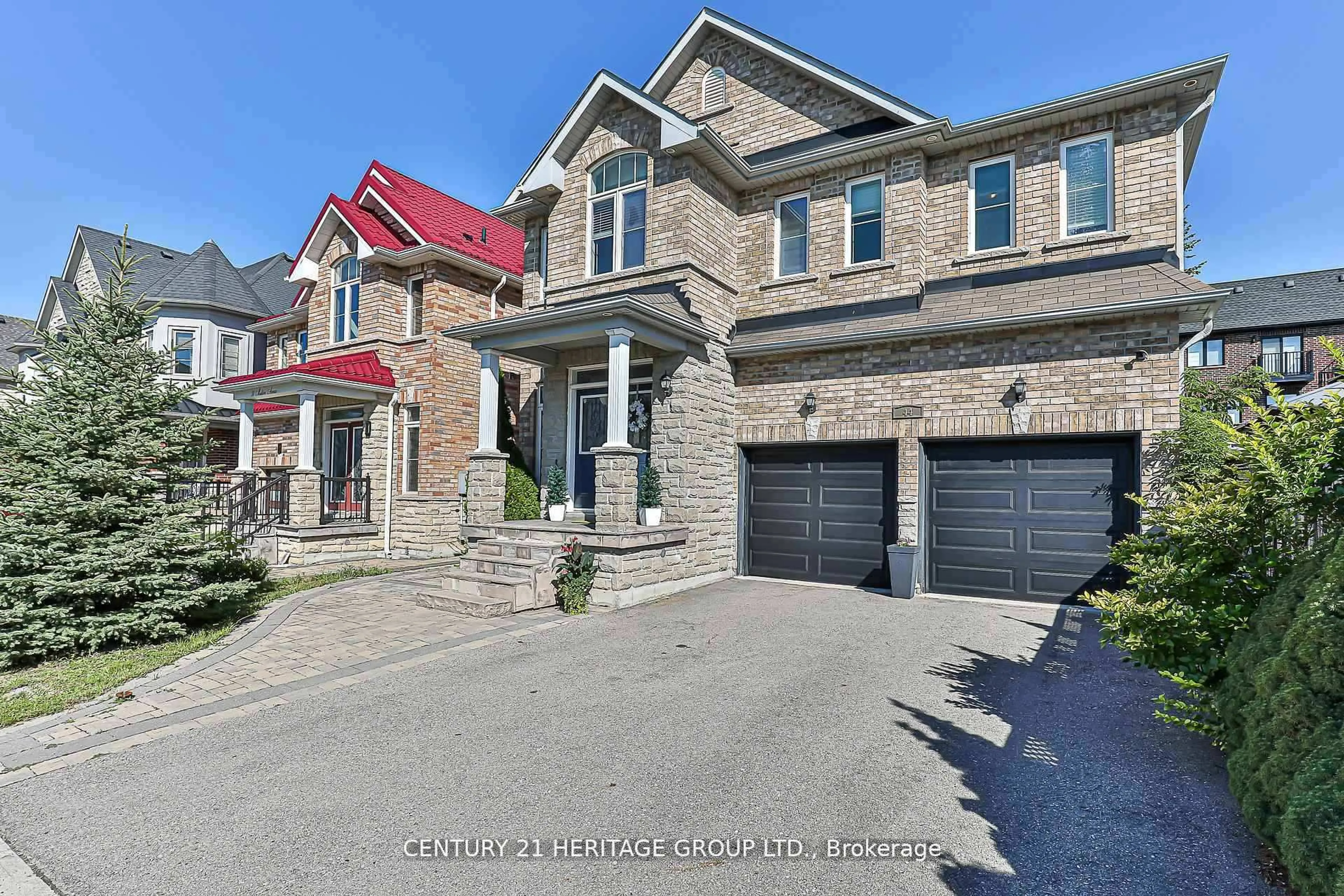Home with brick exterior material, street for 44 Madison Ave, Richmond Hill Ontario L4E 2Z6