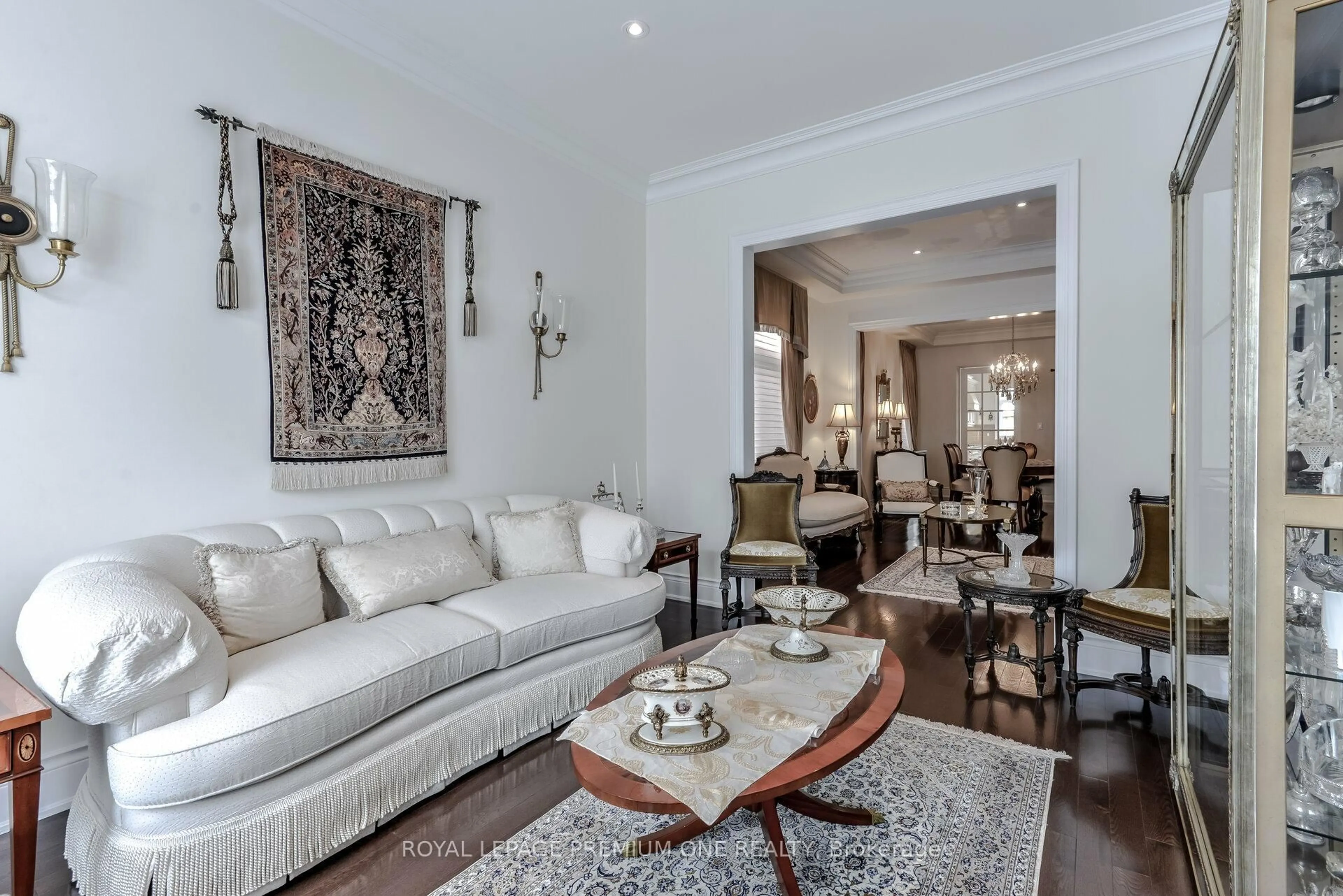 Living room with furniture, unknown for 107 Headwind Blvd, Vaughan Ontario L4H 4C7