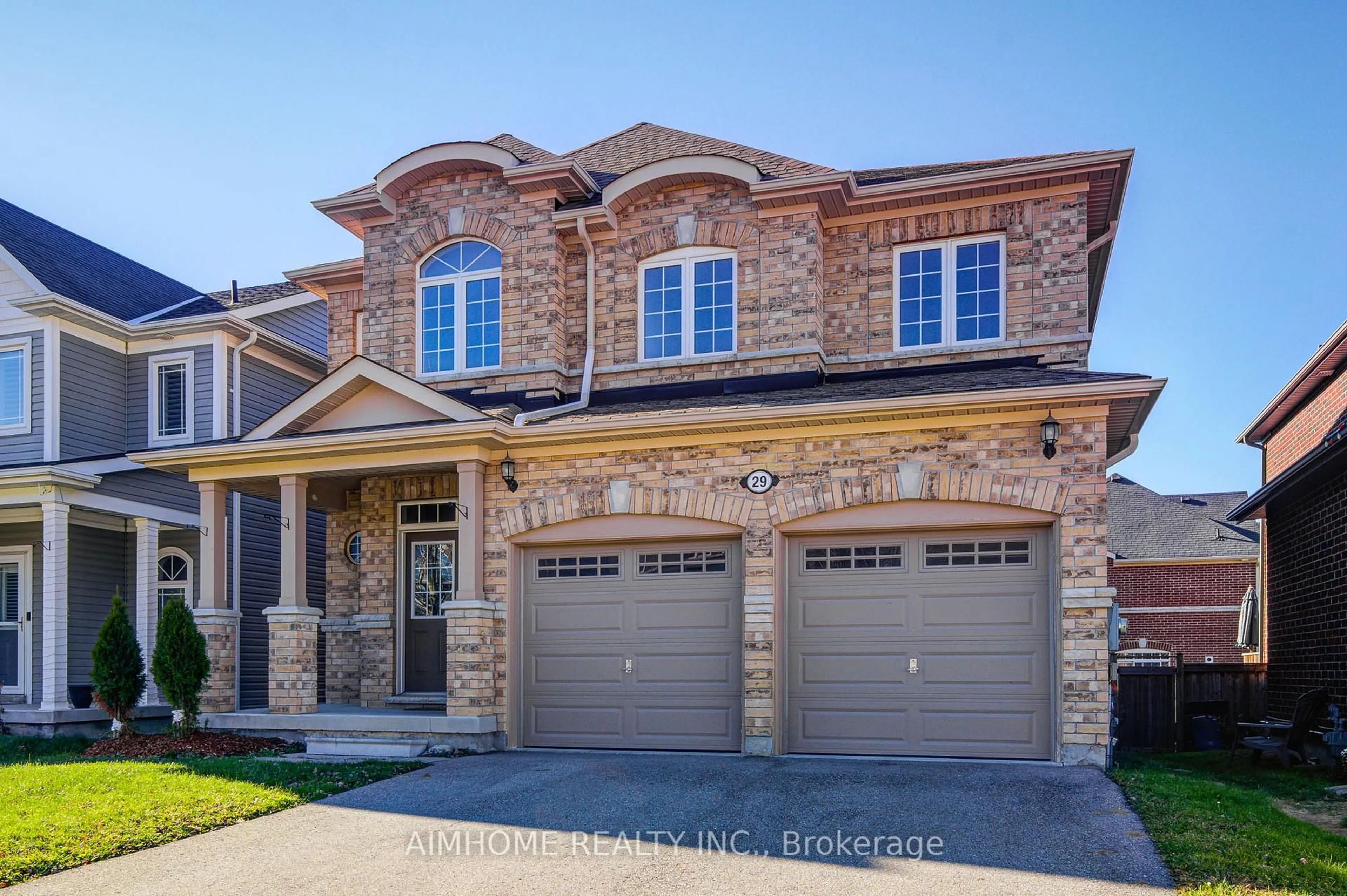 Home with brick exterior material, street for 29 Bamburg St, Georgina Ontario L0E 1R0