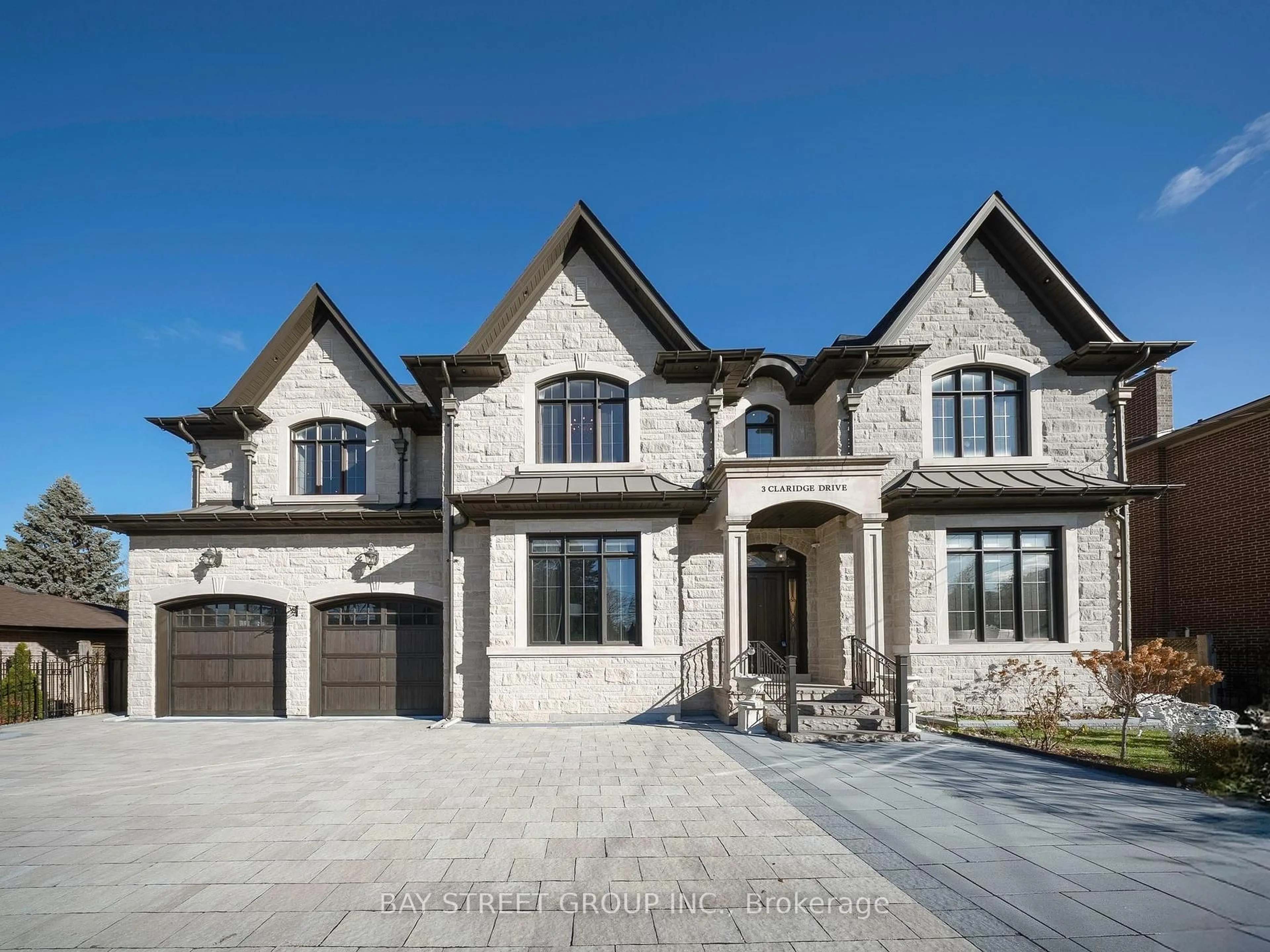 Home with brick exterior material, street for 3 Claridge Dr, Richmond Hill Ontario L4C 6G8