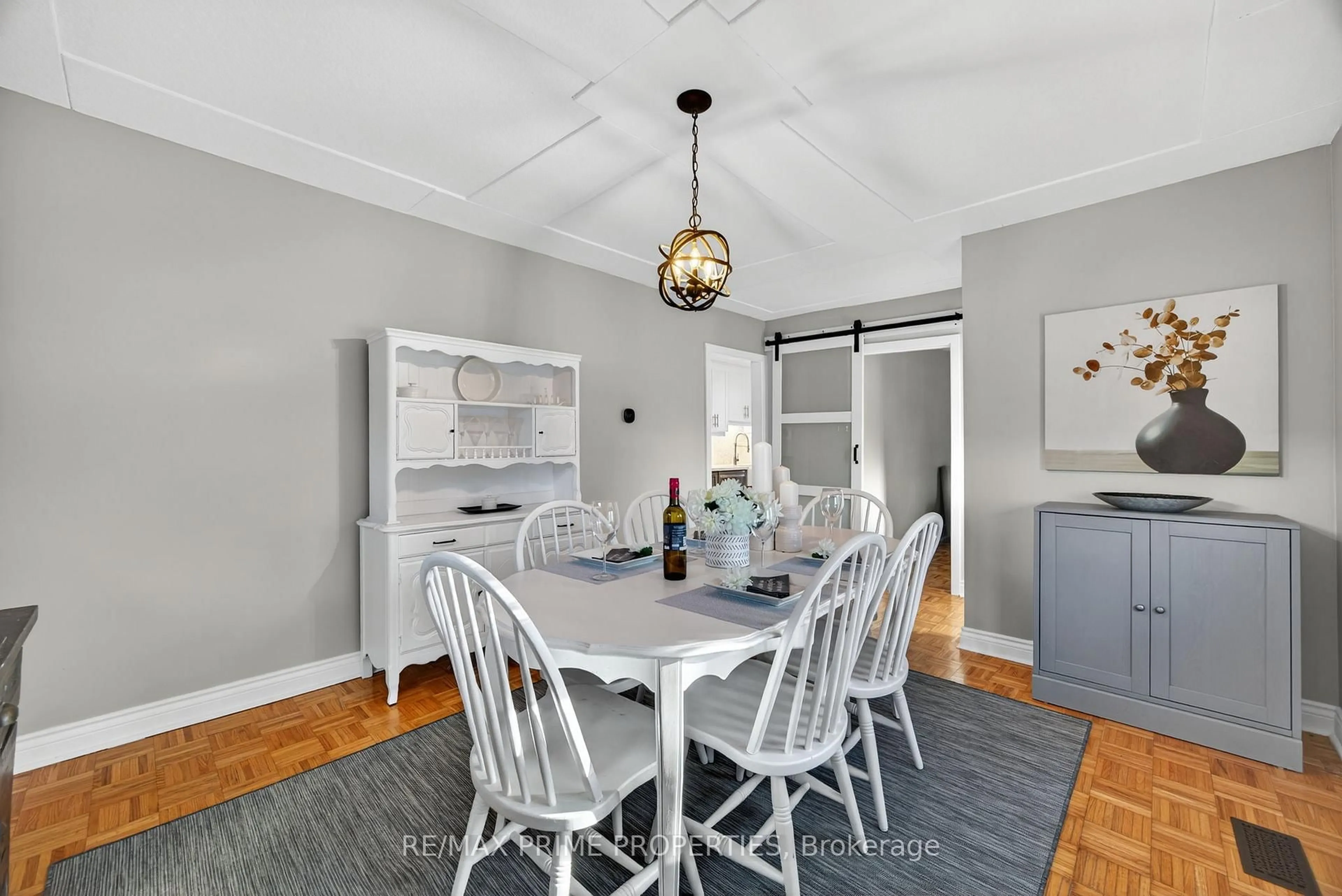 Dining room, unknown for 29 Victory Dr, East Gwillimbury Ontario L0G 1M0