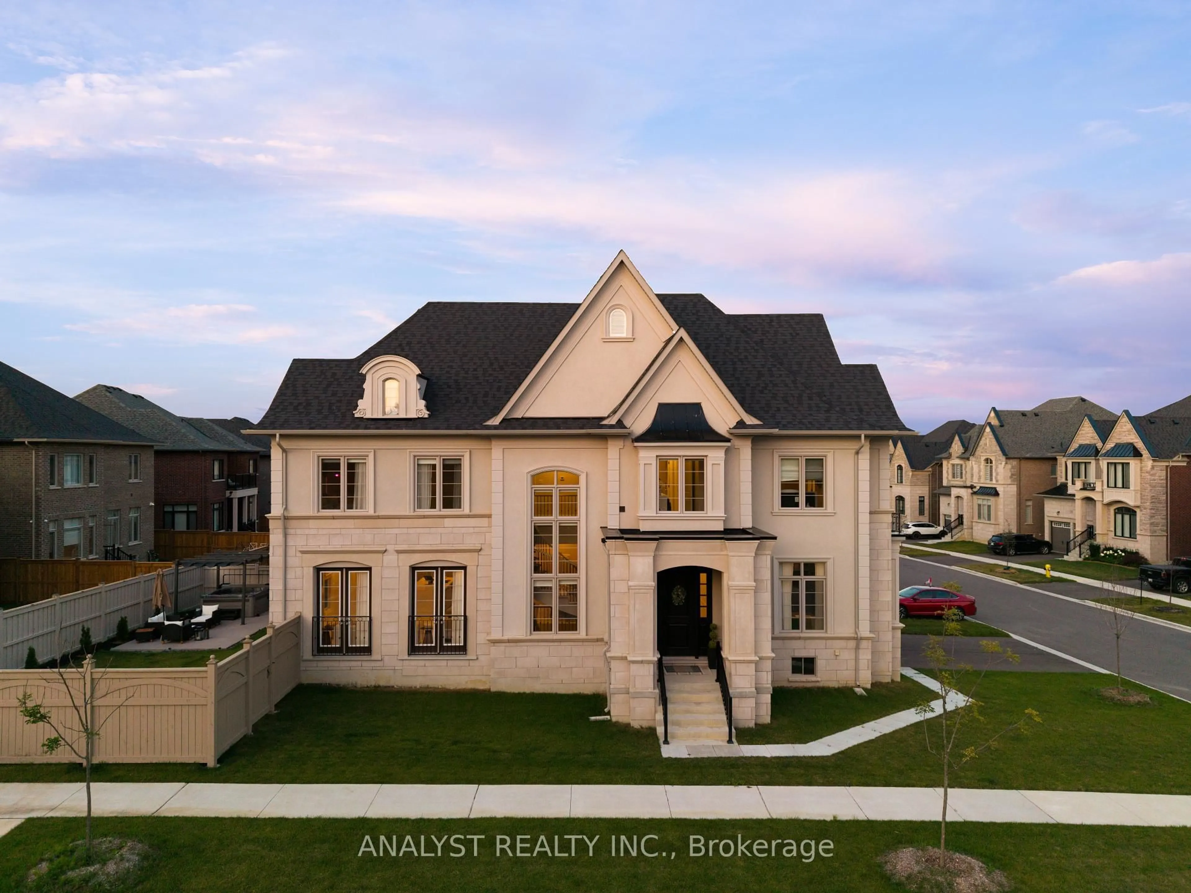 Home with brick exterior material, building for 94 Crawford Dr, King Ontario L7B 0P9