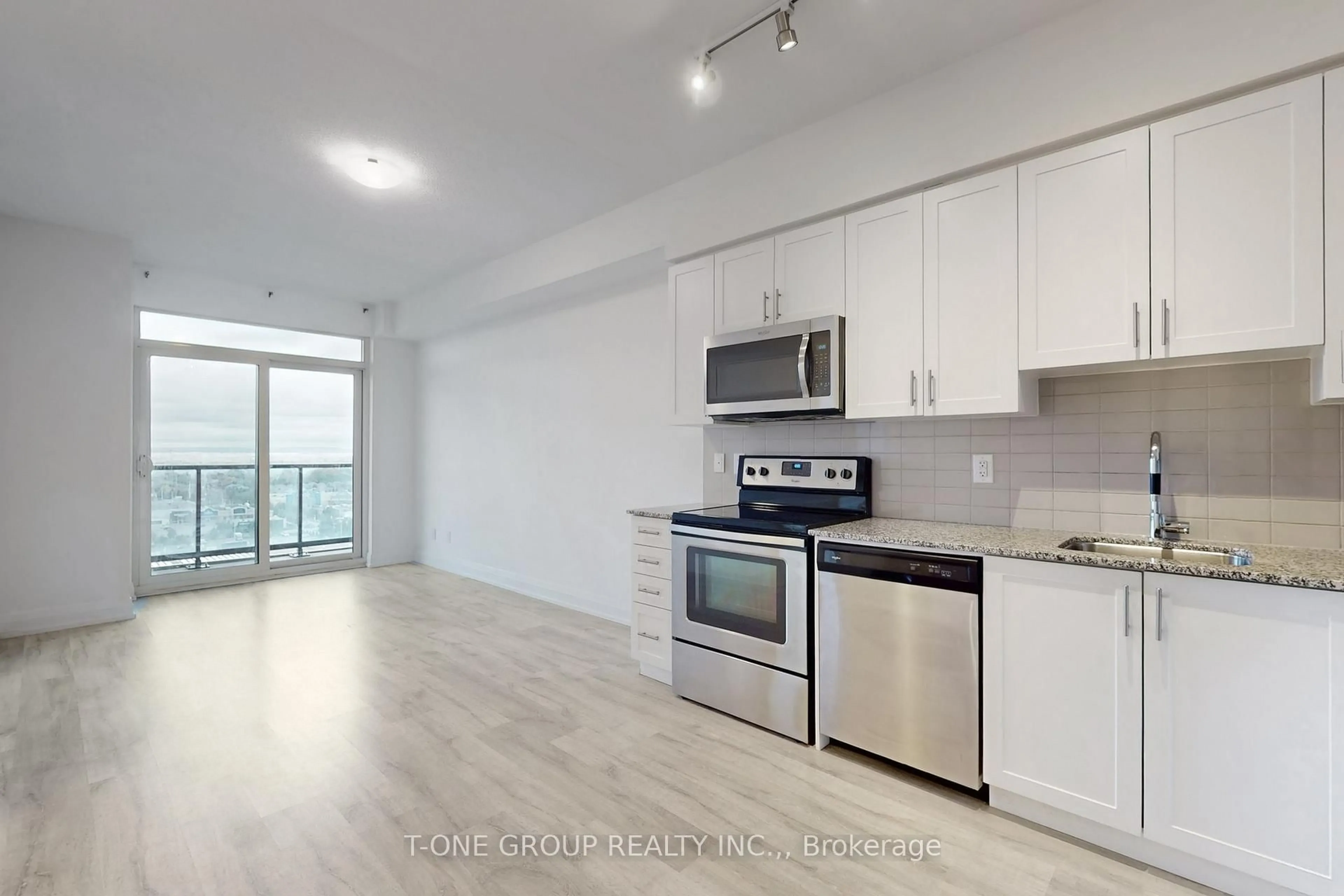 Standard kitchen, unknown for 3700 Highway 7 Rd #1606, Vaughan Ontario L4L 0G8