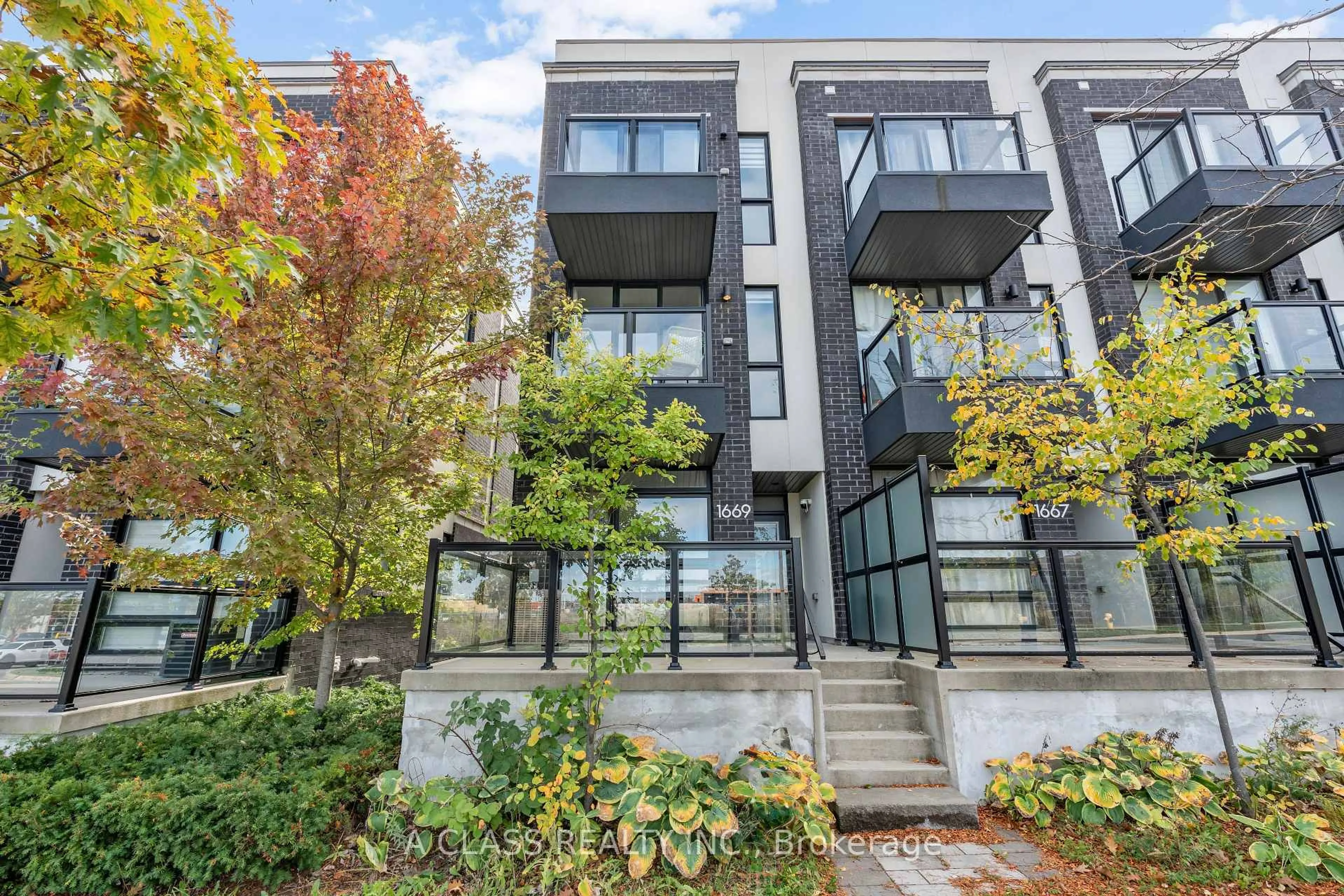 Unknown for 1669 Bur Oak Ave, Markham Ontario L6E 0V2