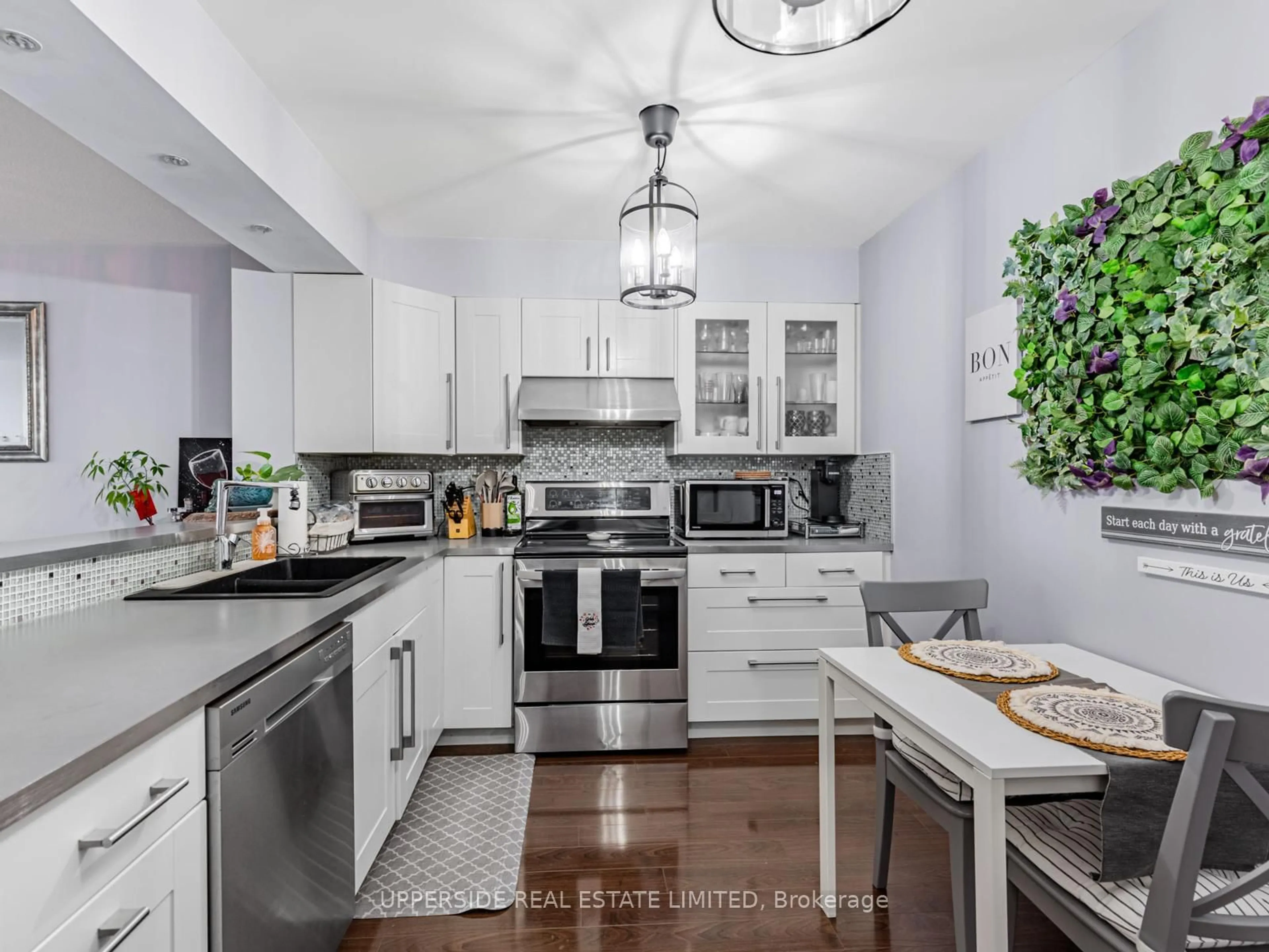 Open concept kitchen, unknown for 7420 Bathurst St #512, Vaughan Ontario L4J 6X4