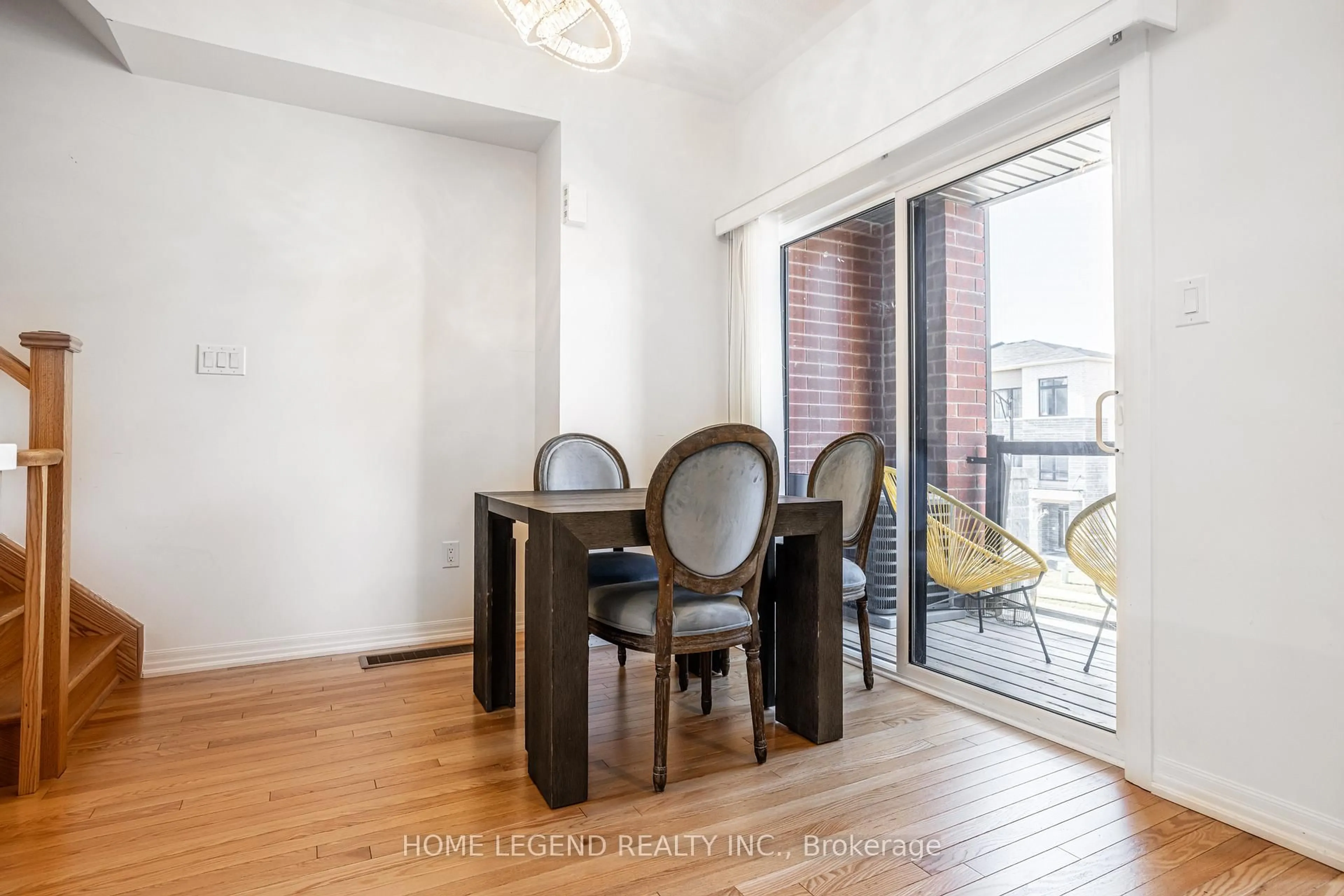 Dining room, wood/laminate floor for 123 Bravo Lane, Newmarket Ontario L3X 0L2