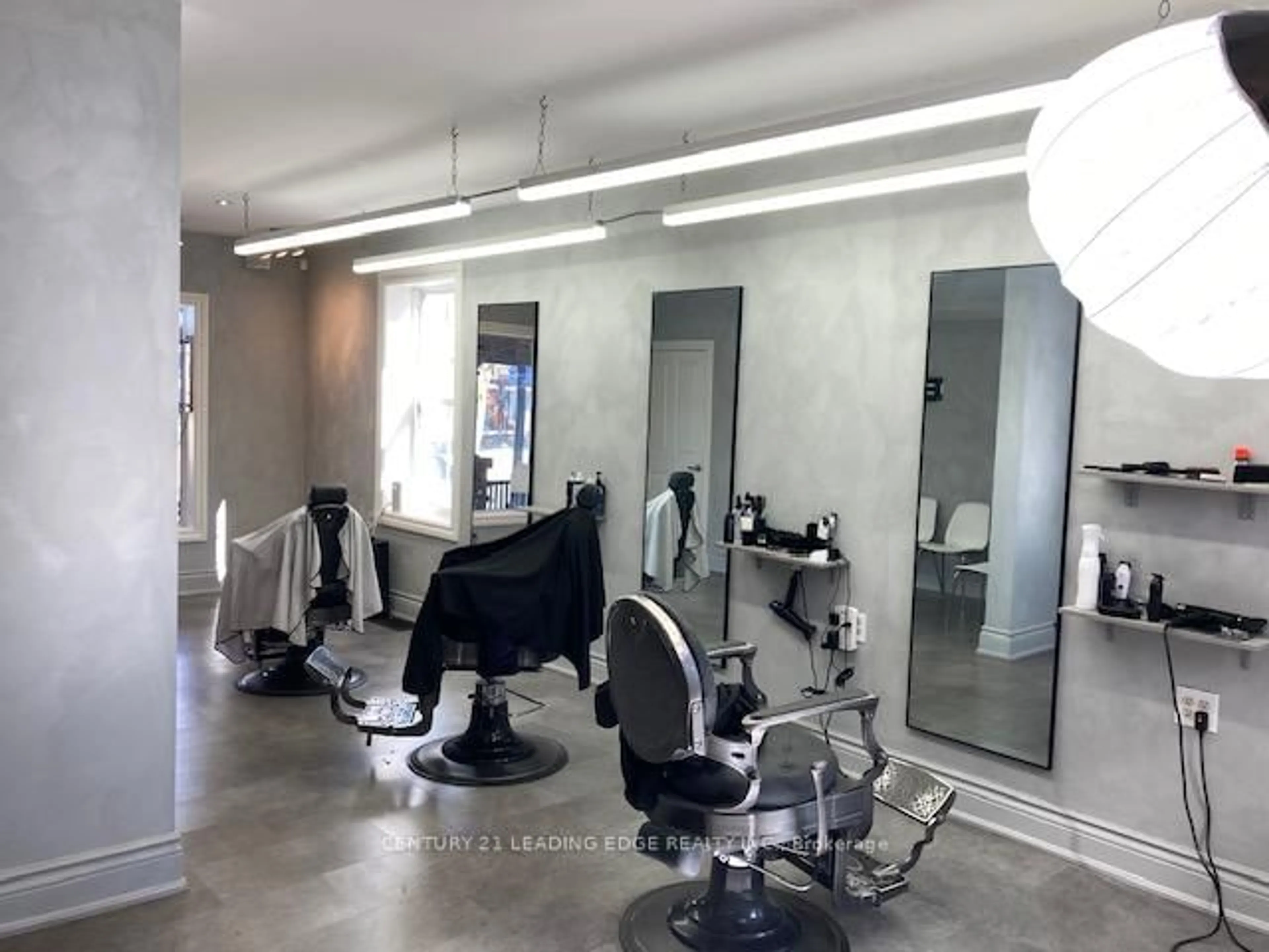 A pic of a room for 6391 Main St, Whitchurch-Stouffville Ontario L4A 1G4